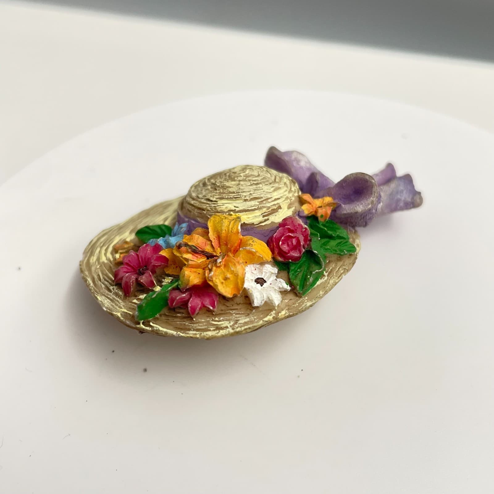 Vintage 90s Garden Floral Straw Hat Lapel Pin Purple Ribbon Women's Jewelry - Thumbnail 3