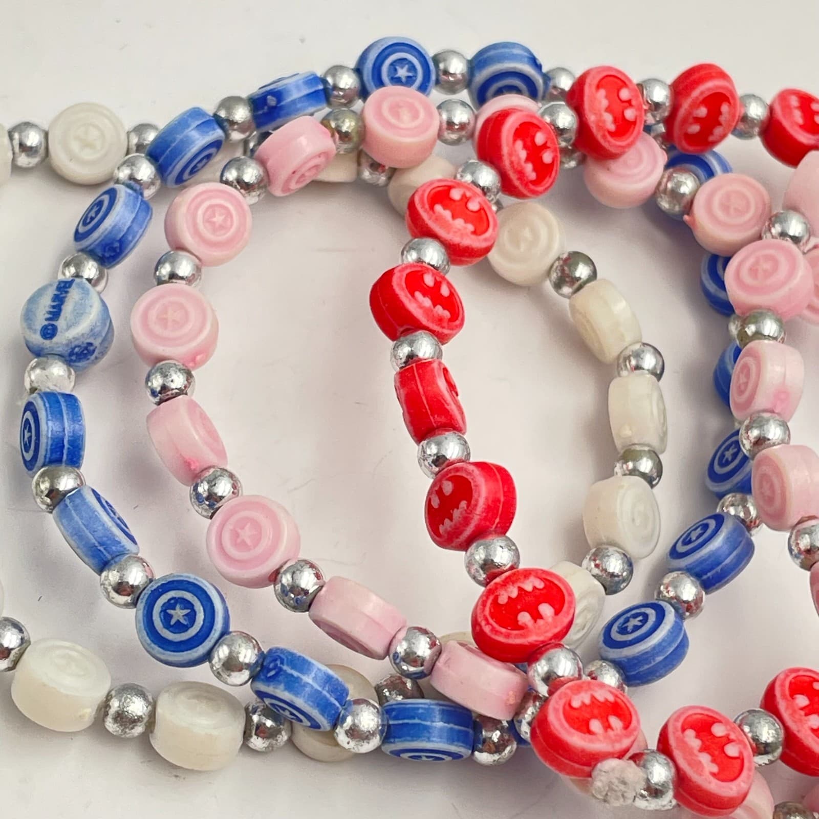 Vintage 80s Patriotic Beaded Stretch Bracelets Red White Blue Star Heart Jewelry - Thumbnail 3