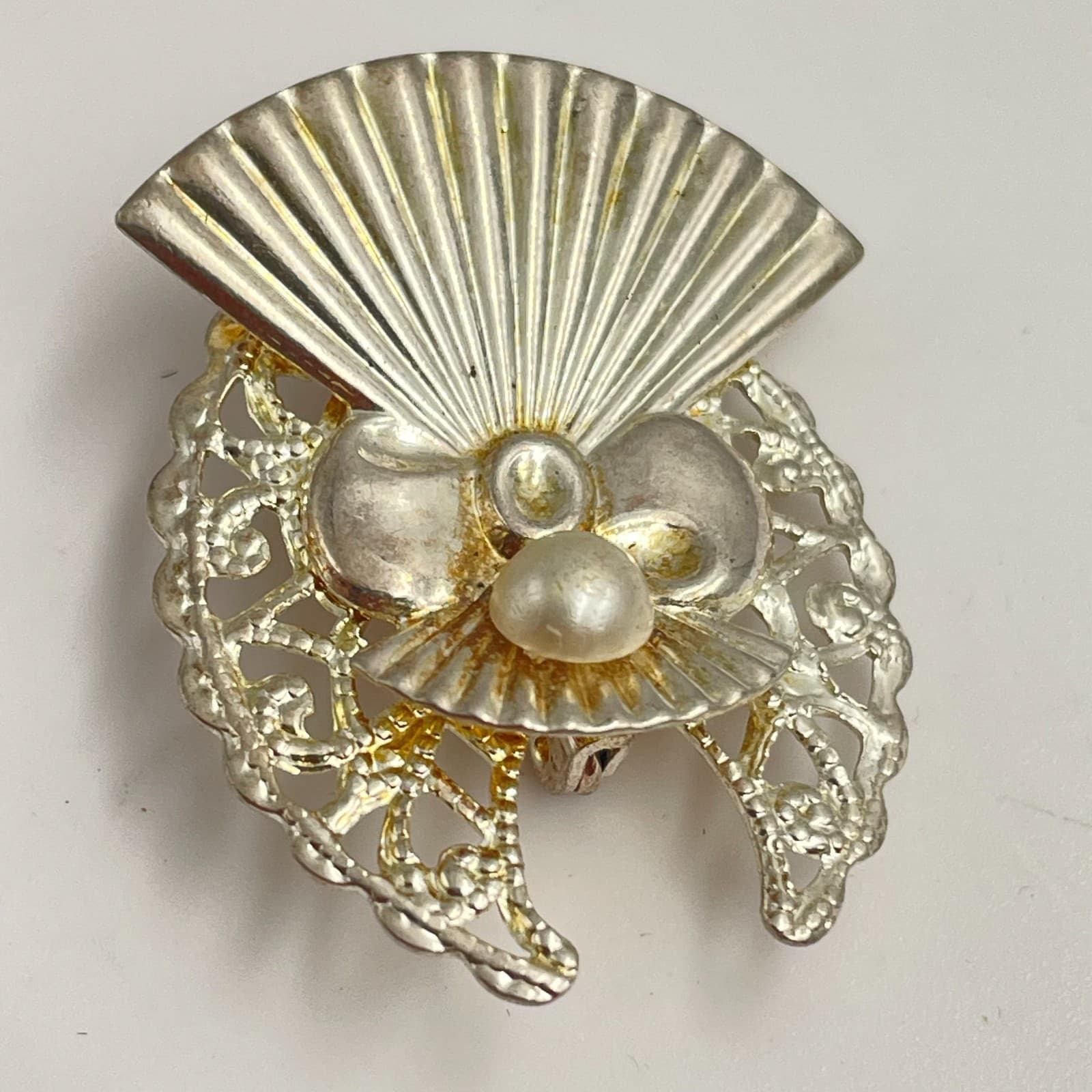 Vintage 90s AOL Silver Tone Faux Pearl Filigree Wings Angel Brooch Pin Jewelry - Thumbnail 4
