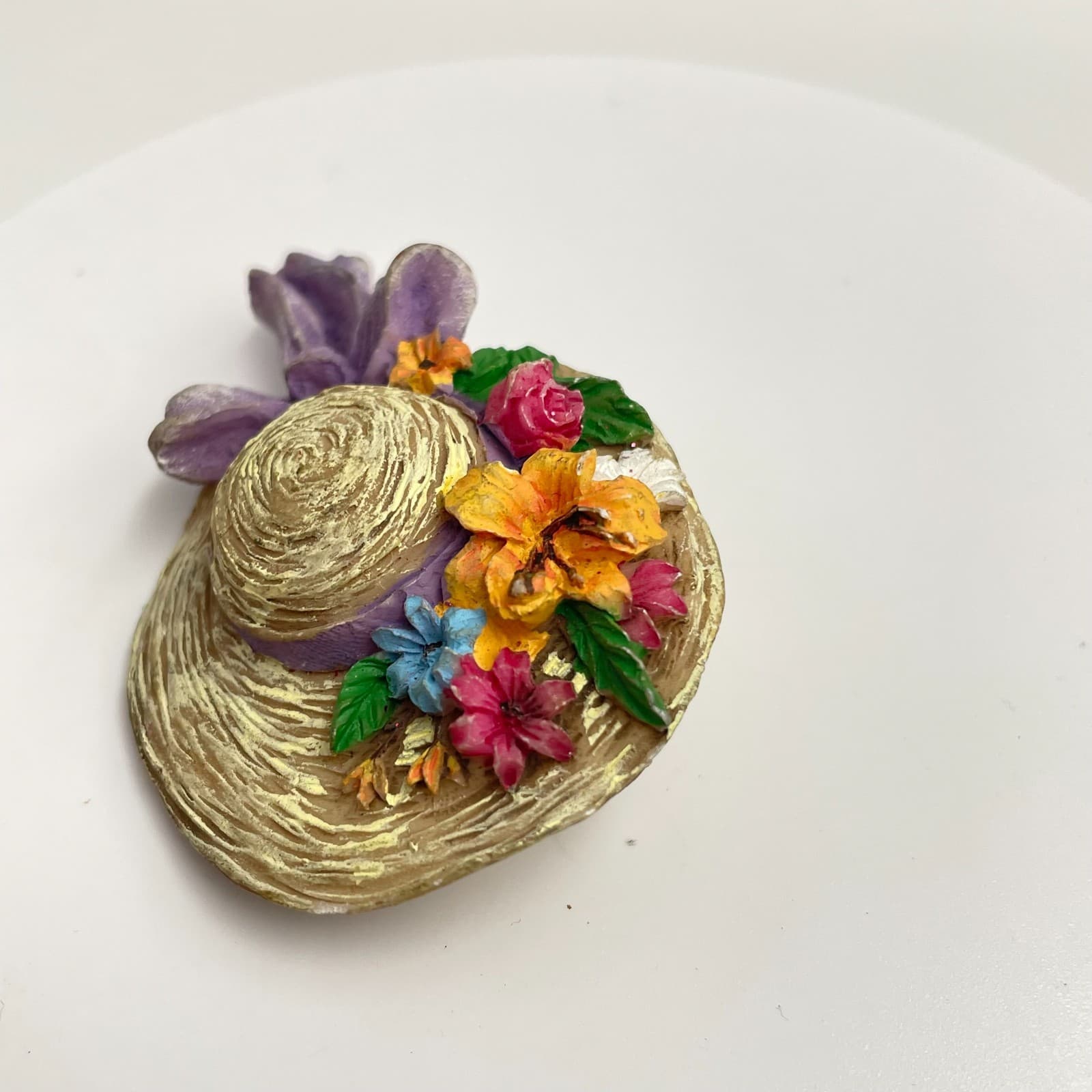 Vintage 90s Garden Floral Straw Hat Lapel Pin Purple Ribbon Women's Jewelry - Thumbnail 2