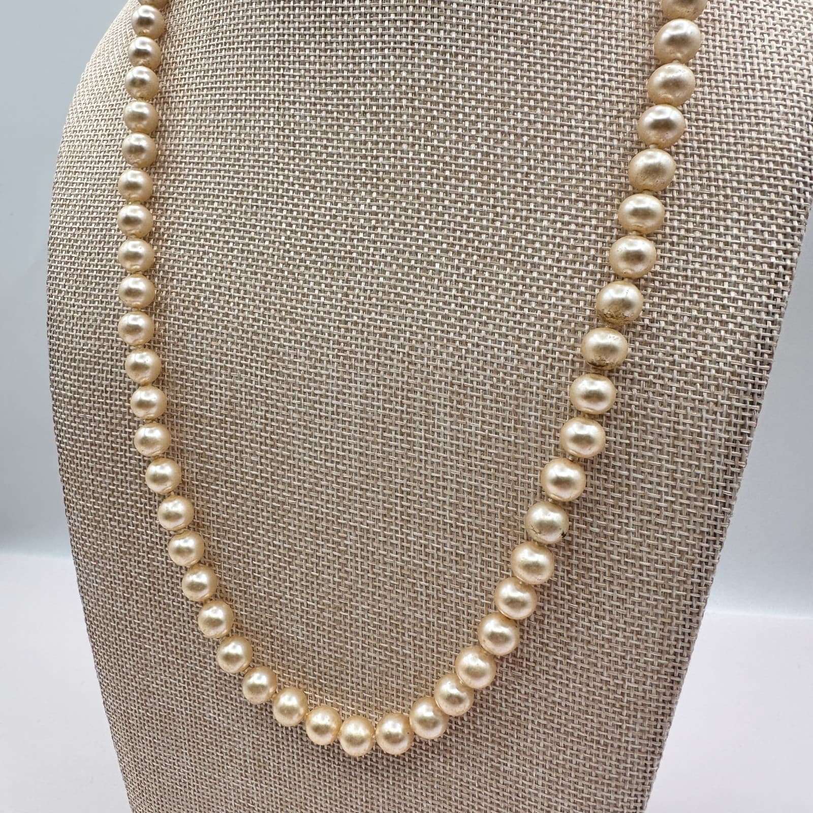 Vintage 90s Gold Tone Faux Pearl Knotted Strand Necklace Women's Classic Jewelry - Thumbnail 7