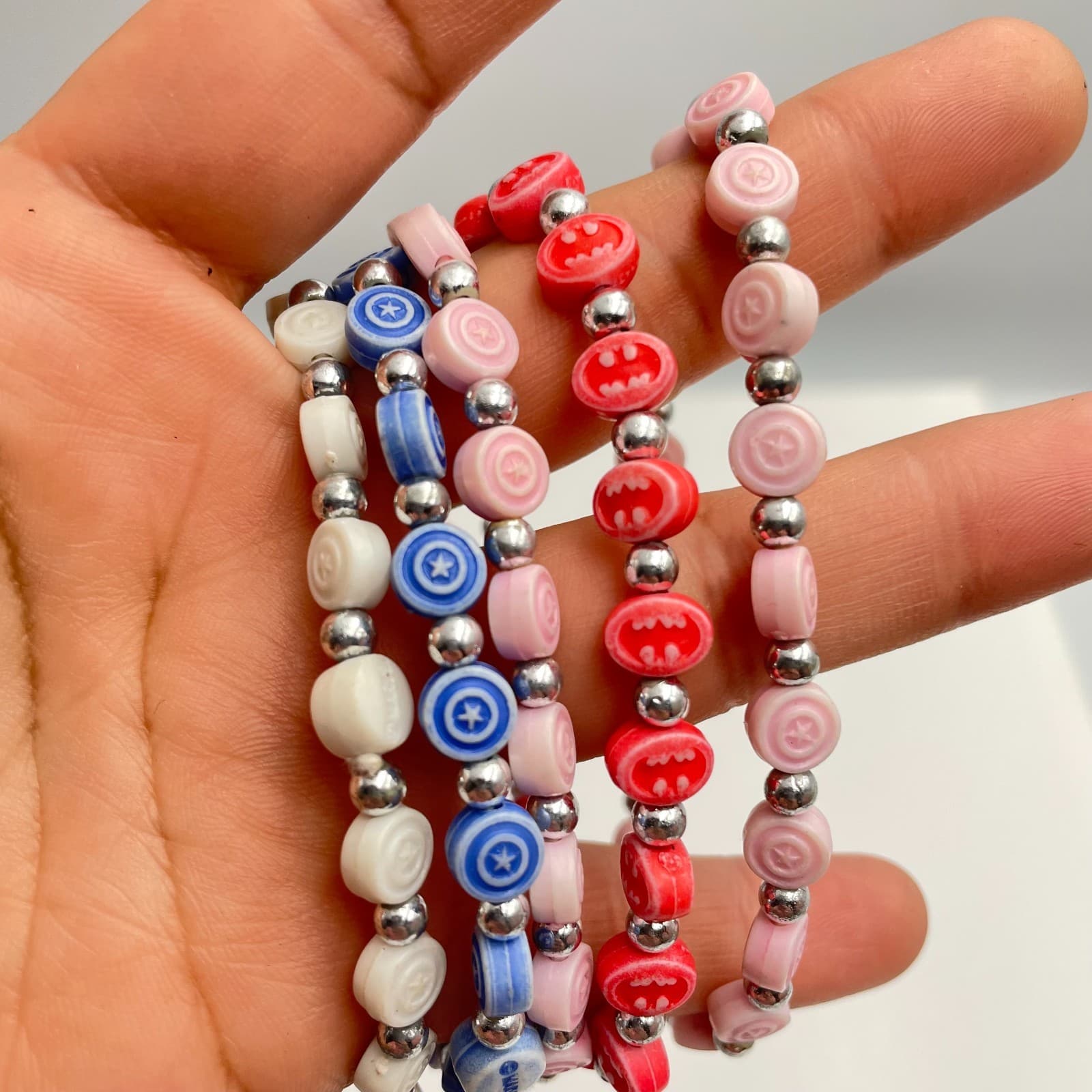 Vintage 80s Patriotic Beaded Stretch Bracelets Red White Blue Star Heart Jewelry - Thumbnail 8