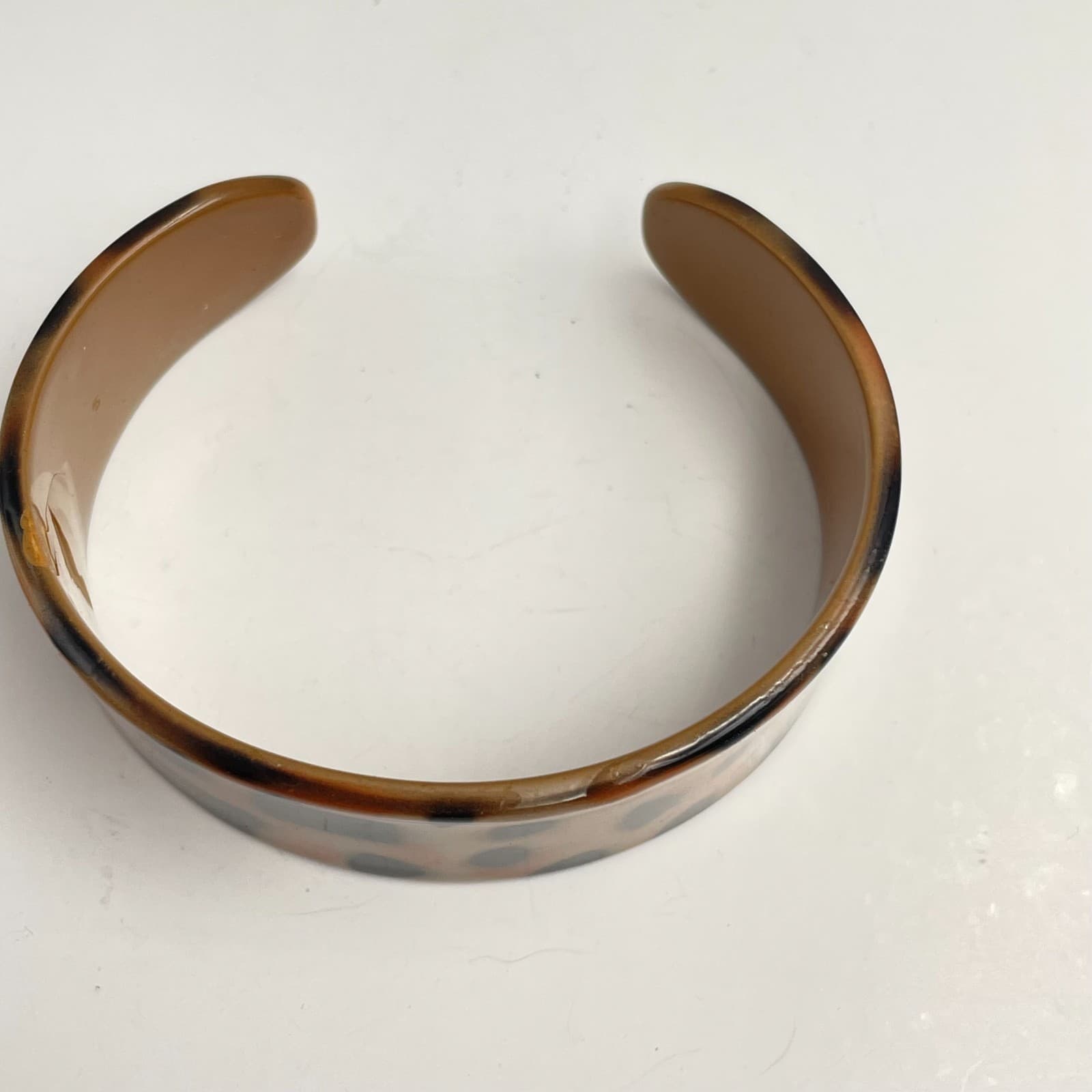 Vintage 80s Tortoise Acrylic Cuff Bracelet Brown Leopard Print Bangle Jewelry - Thumbnail 2