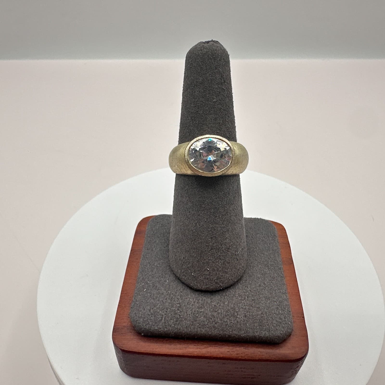 Vintage Y2K Gold Tone Glass Stone Ring Statement Women's Classic Fashion Jewelry - Thumbnail 2