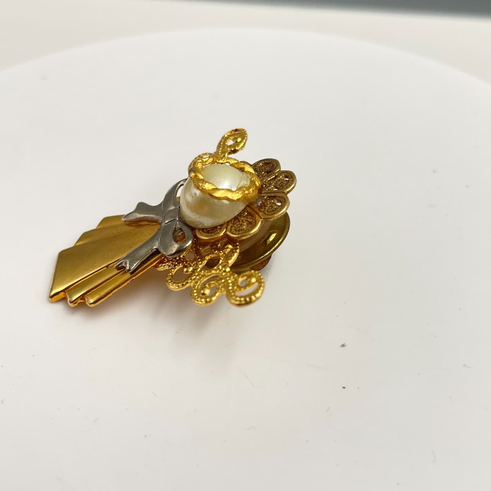 Vintage 90s Gold Tone Angel Faux Pearl Silver Bow Christmas Brooch Pin Jewelry - Thumbnail 2
