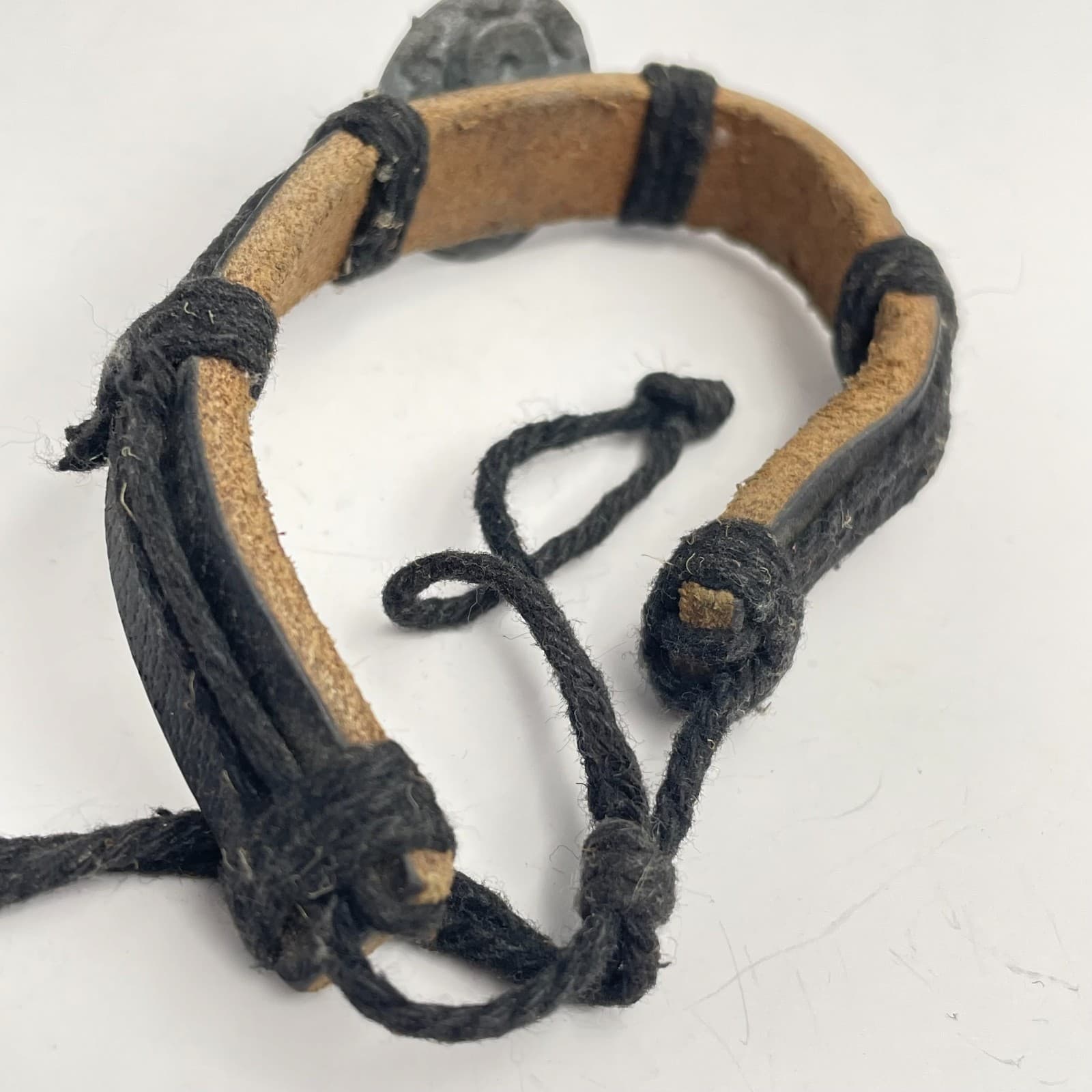 Vintage 90s Berbec Aries Zodiac Bracelet Black Leather Boho Fashion Jewelry - Thumbnail 3