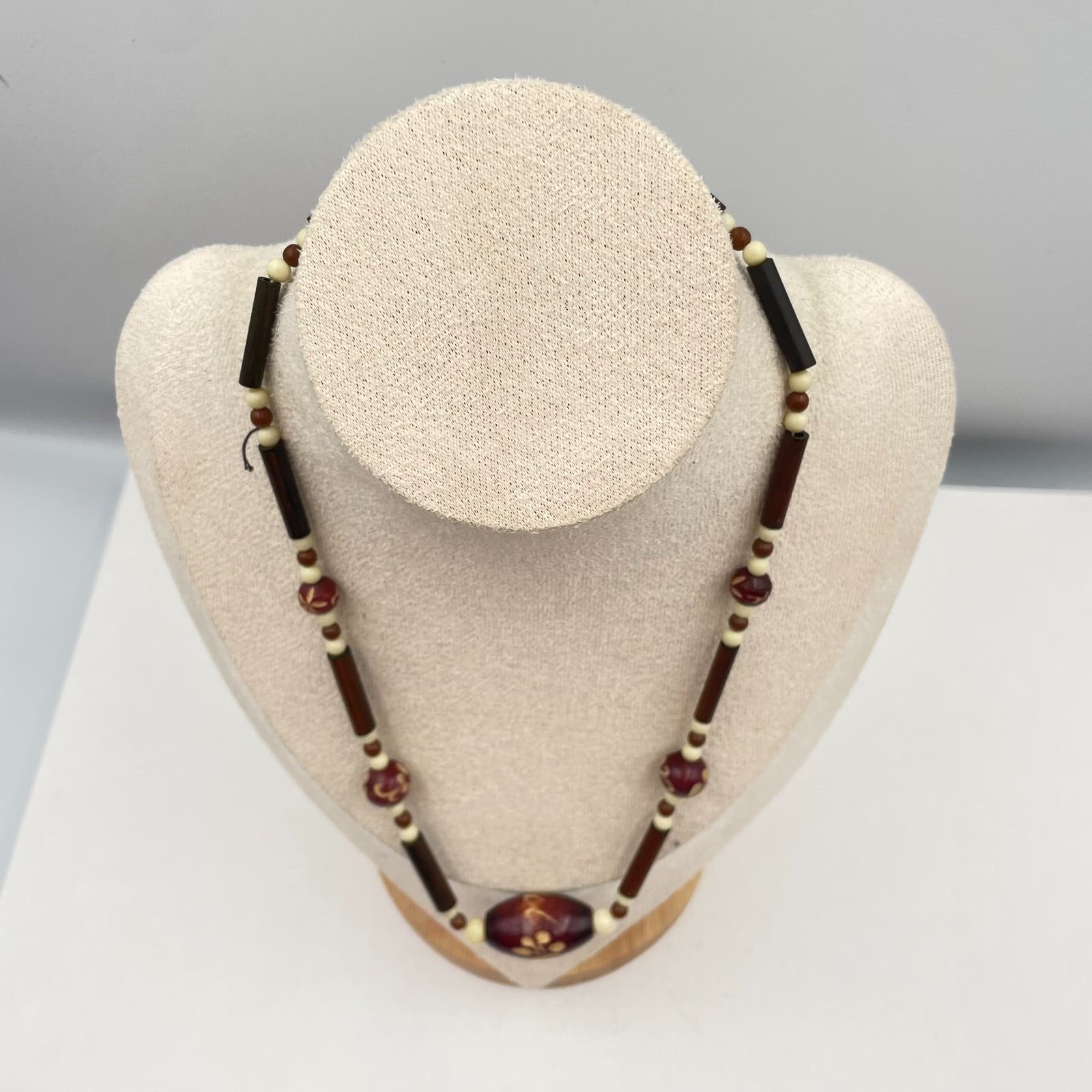 Vintage 80s Wood & Glass Bead Necklace Earth Tone Floral Boho Classic Jewelry - Thumbnail 2