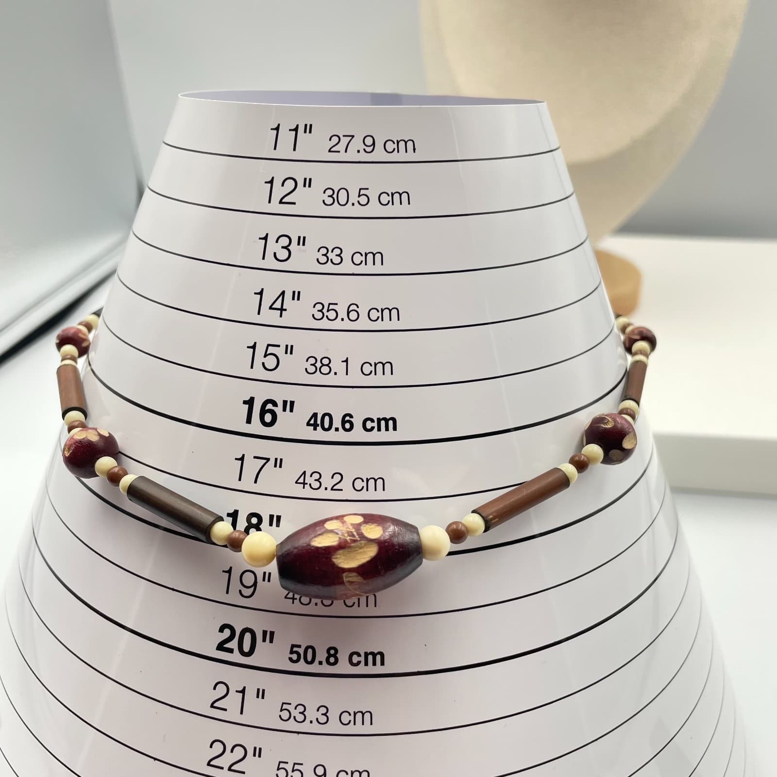 Vintage 80s Wood & Glass Bead Necklace Earth Tone Floral Boho Classic Jewelry - Thumbnail 8