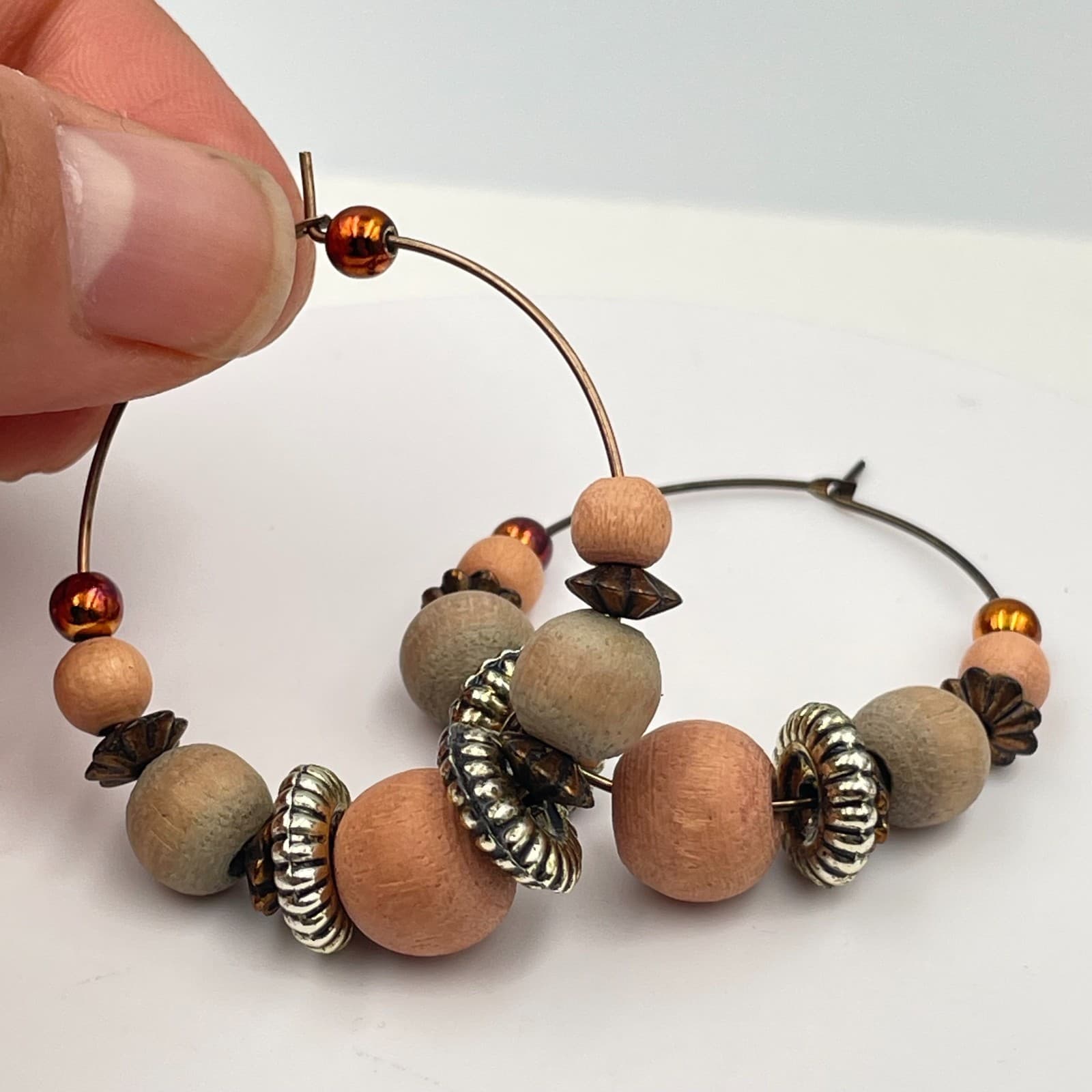 Vintage Y2K Bronze Tone Wooden Beaded Hoop Earrings Boho Statement Jewelry - Thumbnail 5