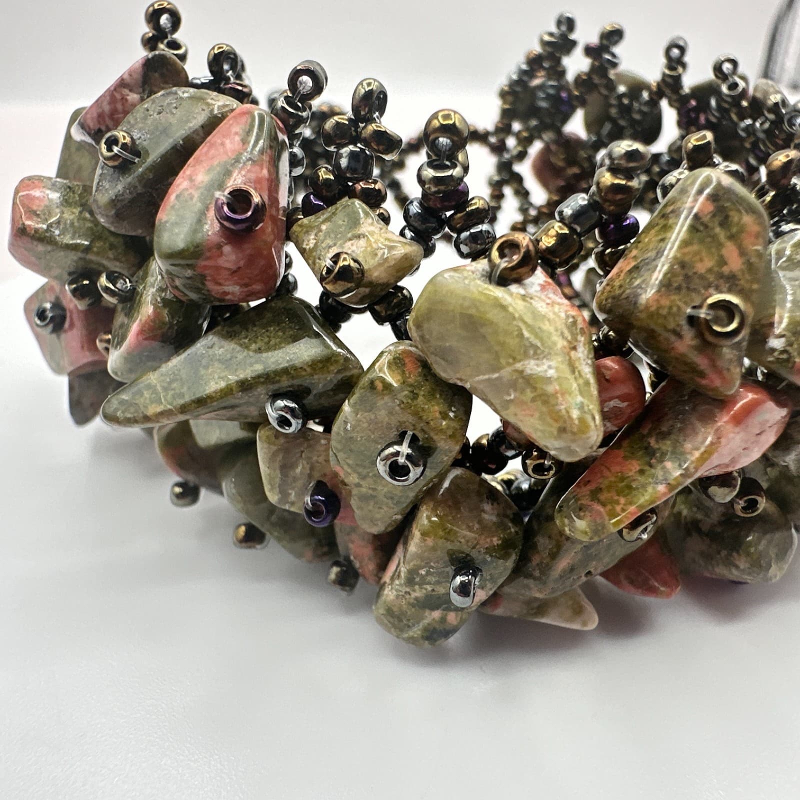 Vintage Y2K Unakite Jasper Seed Beaded Cuff Bracelet Women's Classic Jewelry - Thumbnail 4