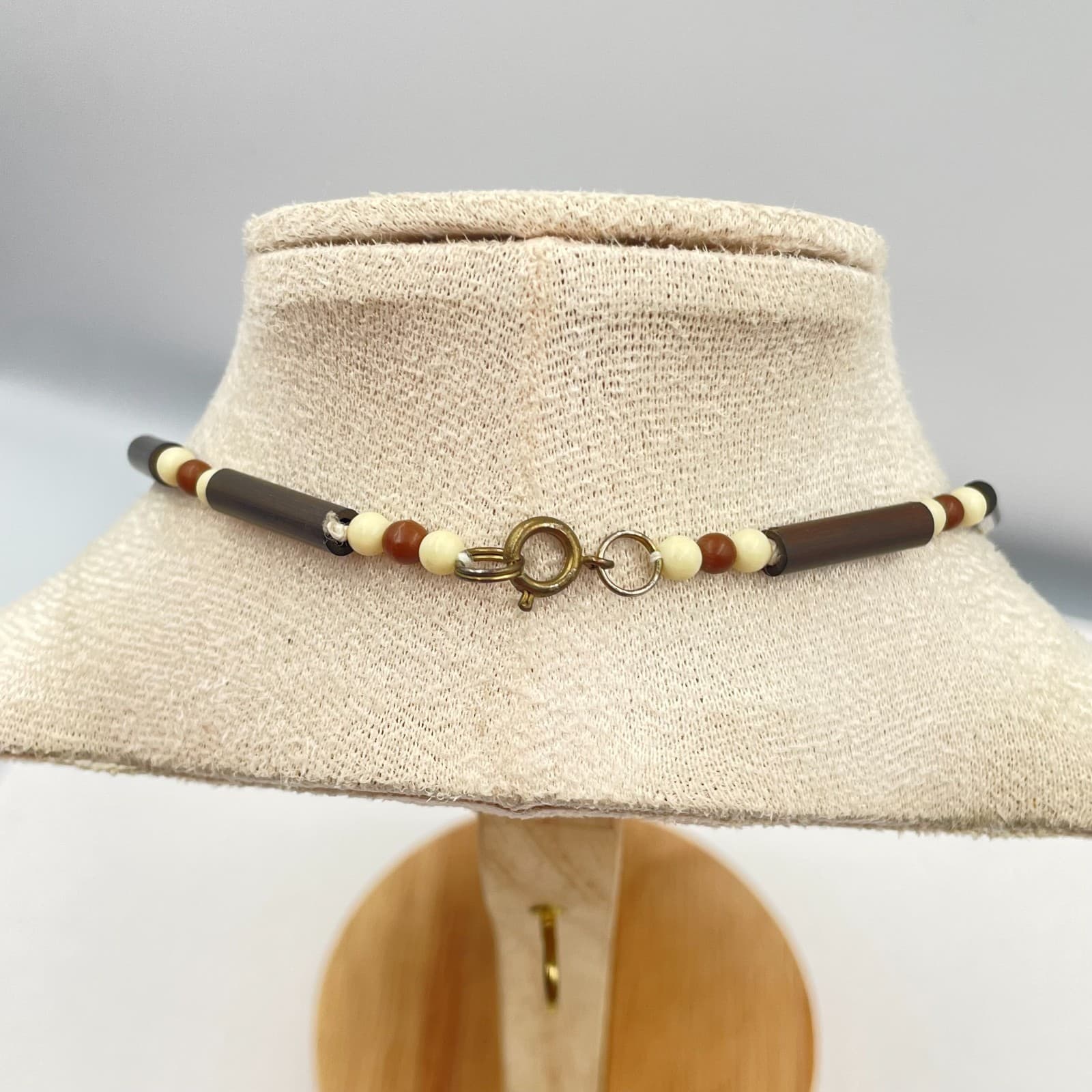 Vintage 80s Wood & Glass Bead Necklace Earth Tone Floral Boho Classic Jewelry - Thumbnail 7