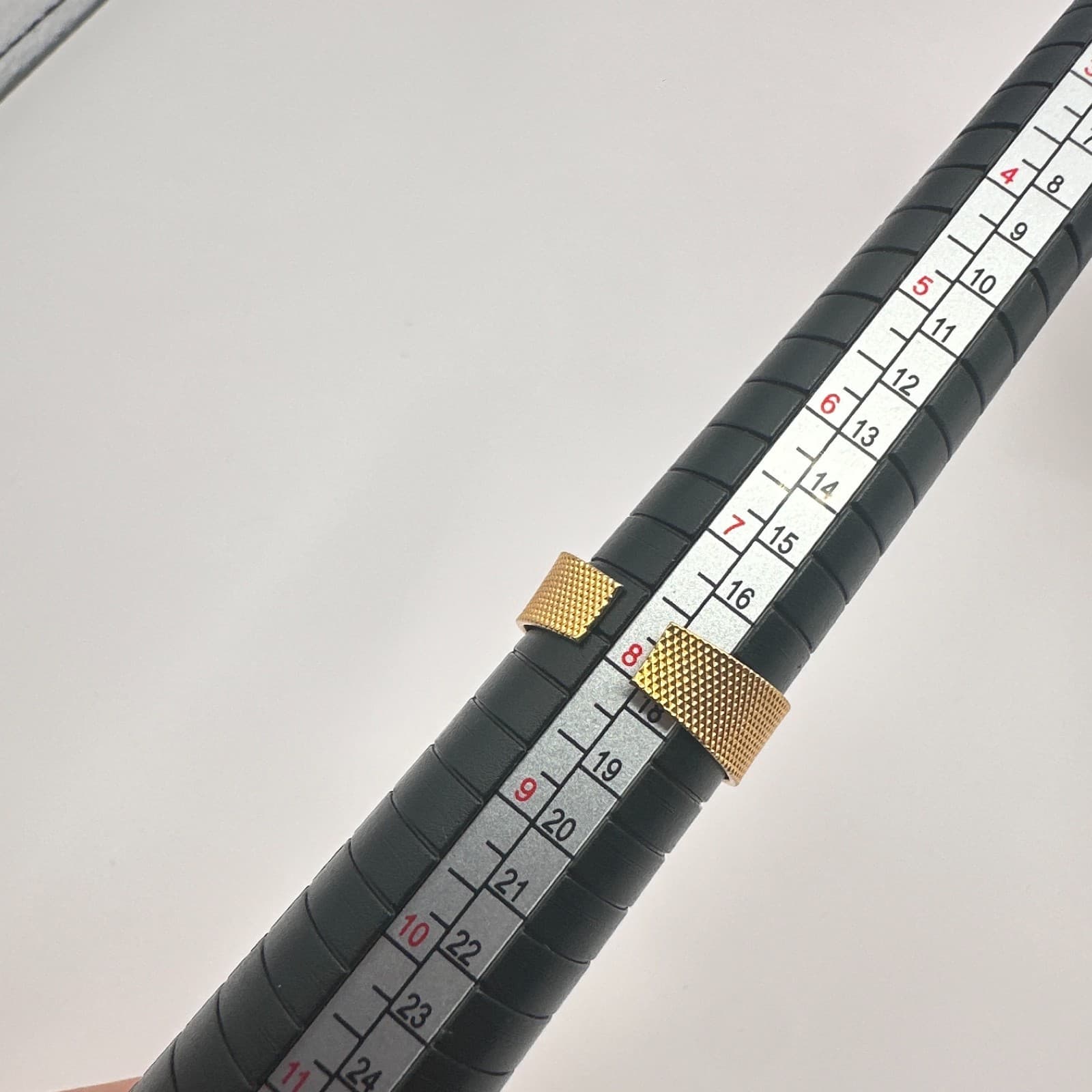 Vintage Y2K Gold Tone Stone Charm Mesh Band Ring Women's Classic Fashion Jewelry - Thumbnail 7