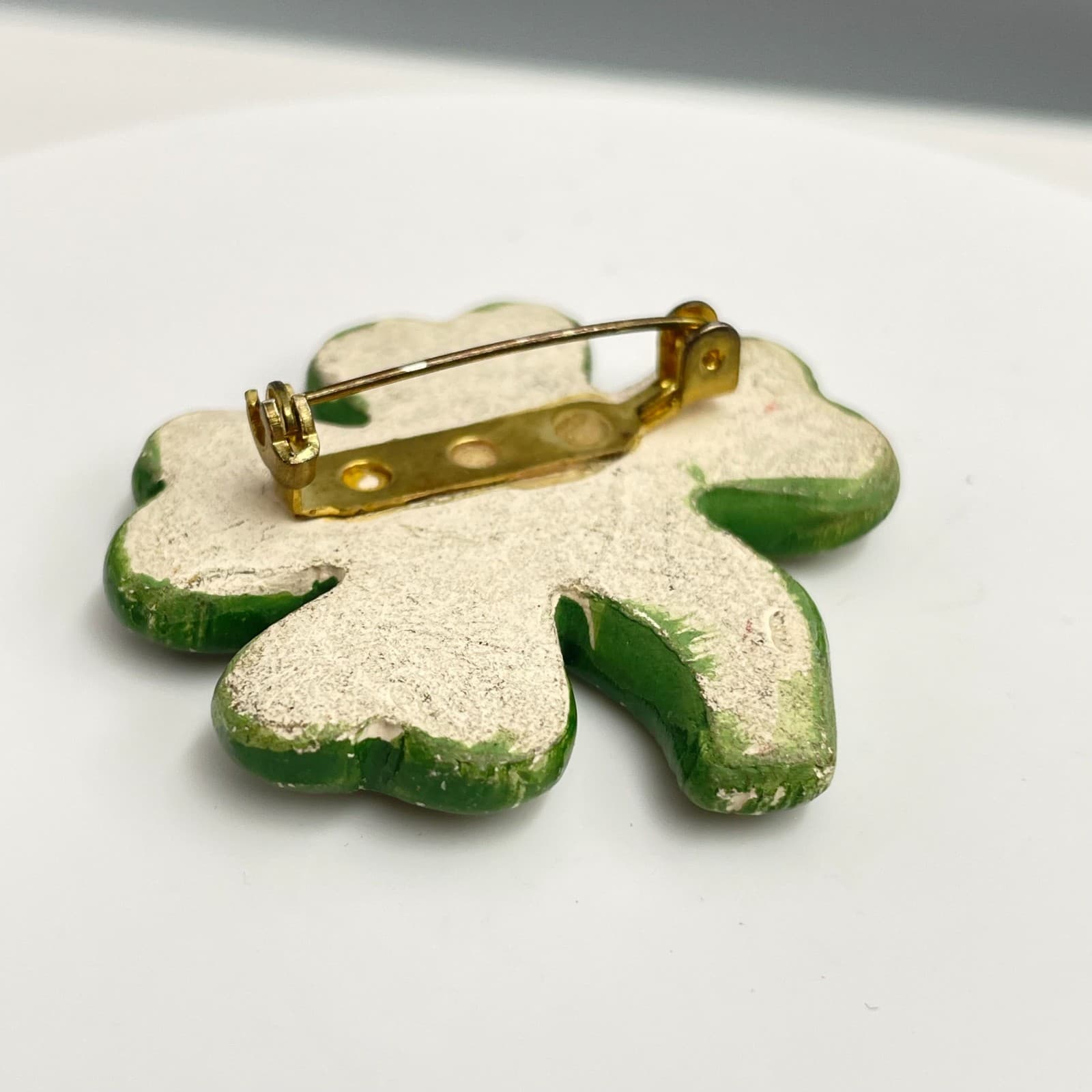 Vintage 90s Shamrock Brooch Pin Lucky Clover St. Patrick's Day Fashion Jewelry - Thumbnail 6
