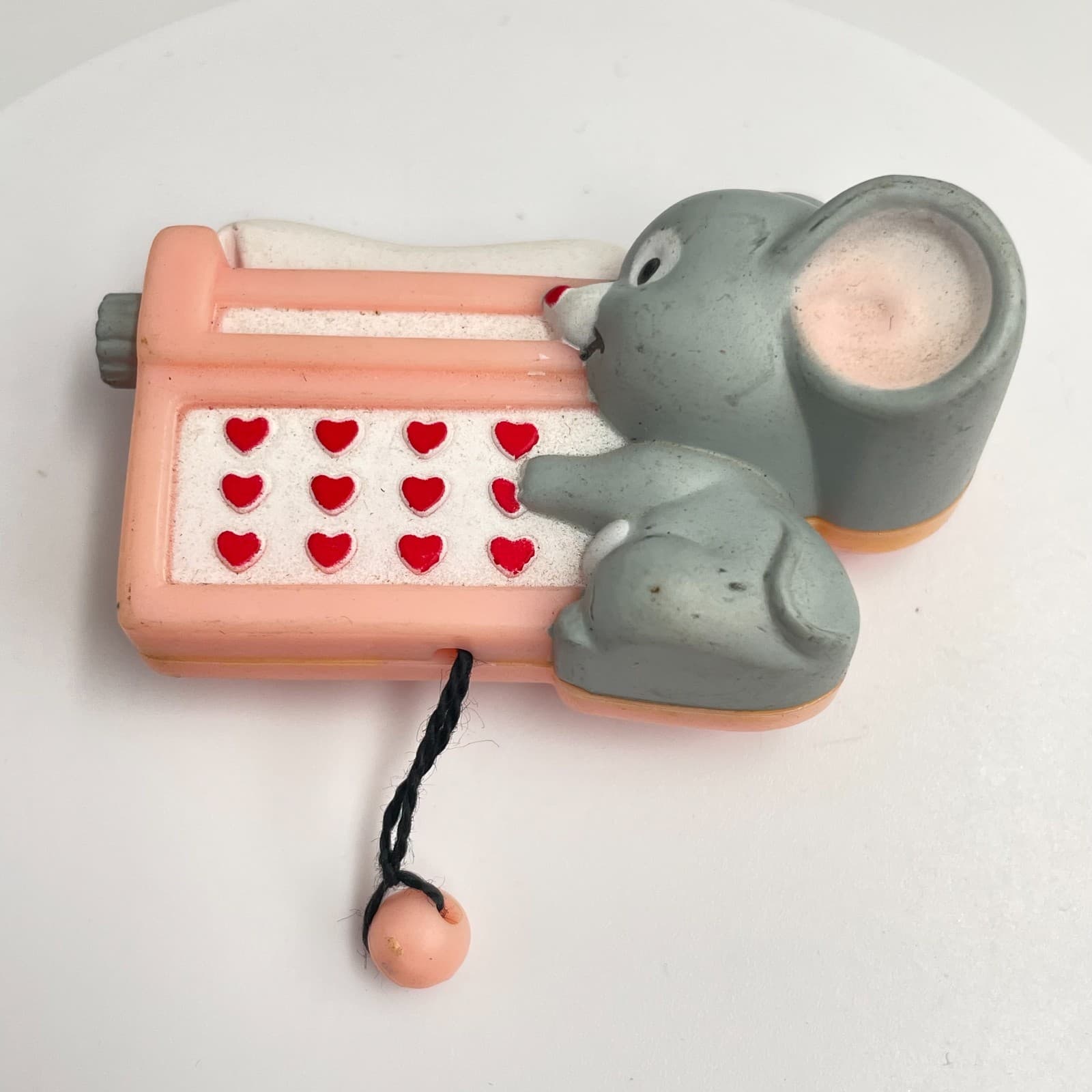 Vintage 90s Russ Berrie Valentine Mouse Typewriter Heart Keys Brooch Pin Jewelry - Image 1