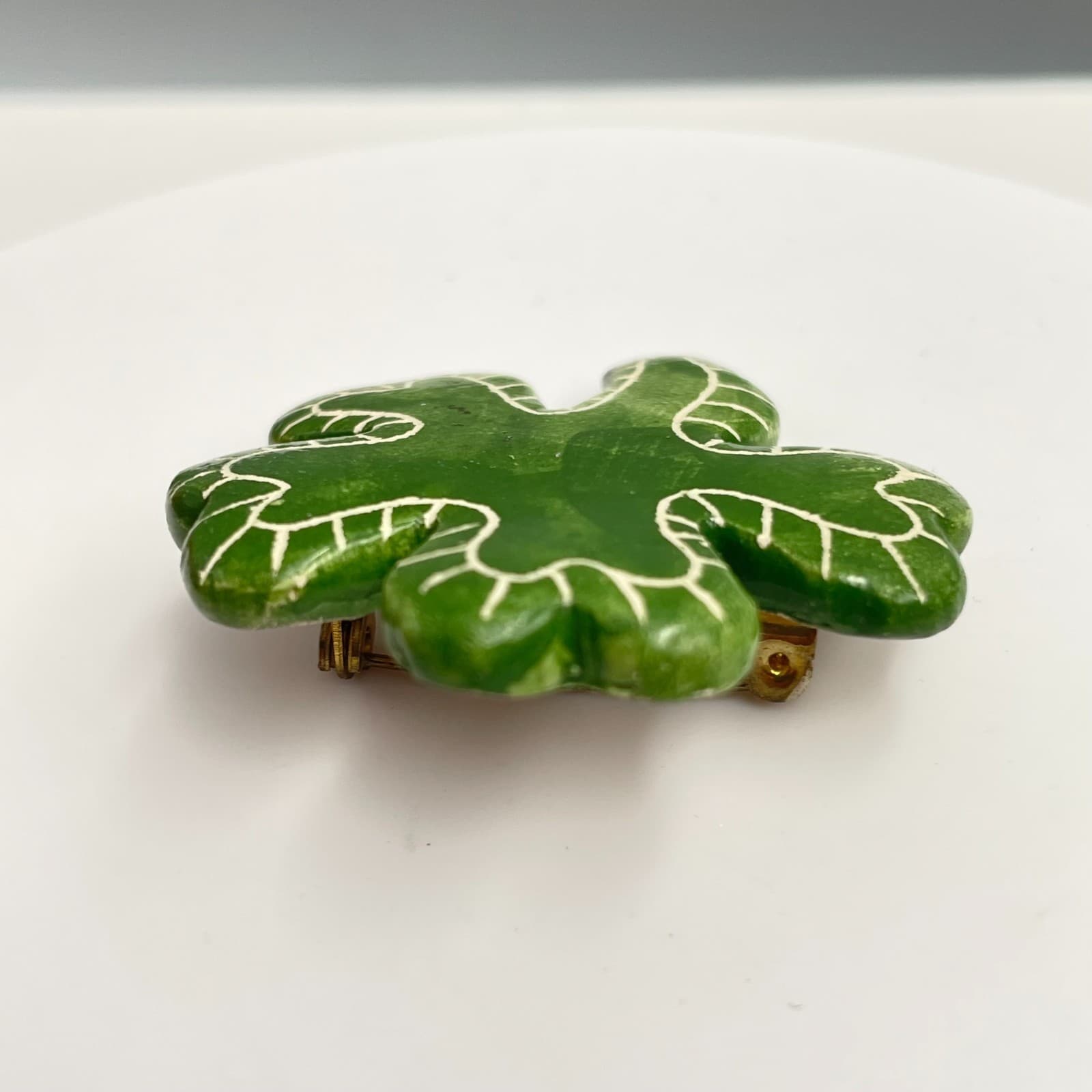 Vintage 90s Shamrock Brooch Pin Lucky Clover St. Patrick's Day Fashion Jewelry - Thumbnail 4