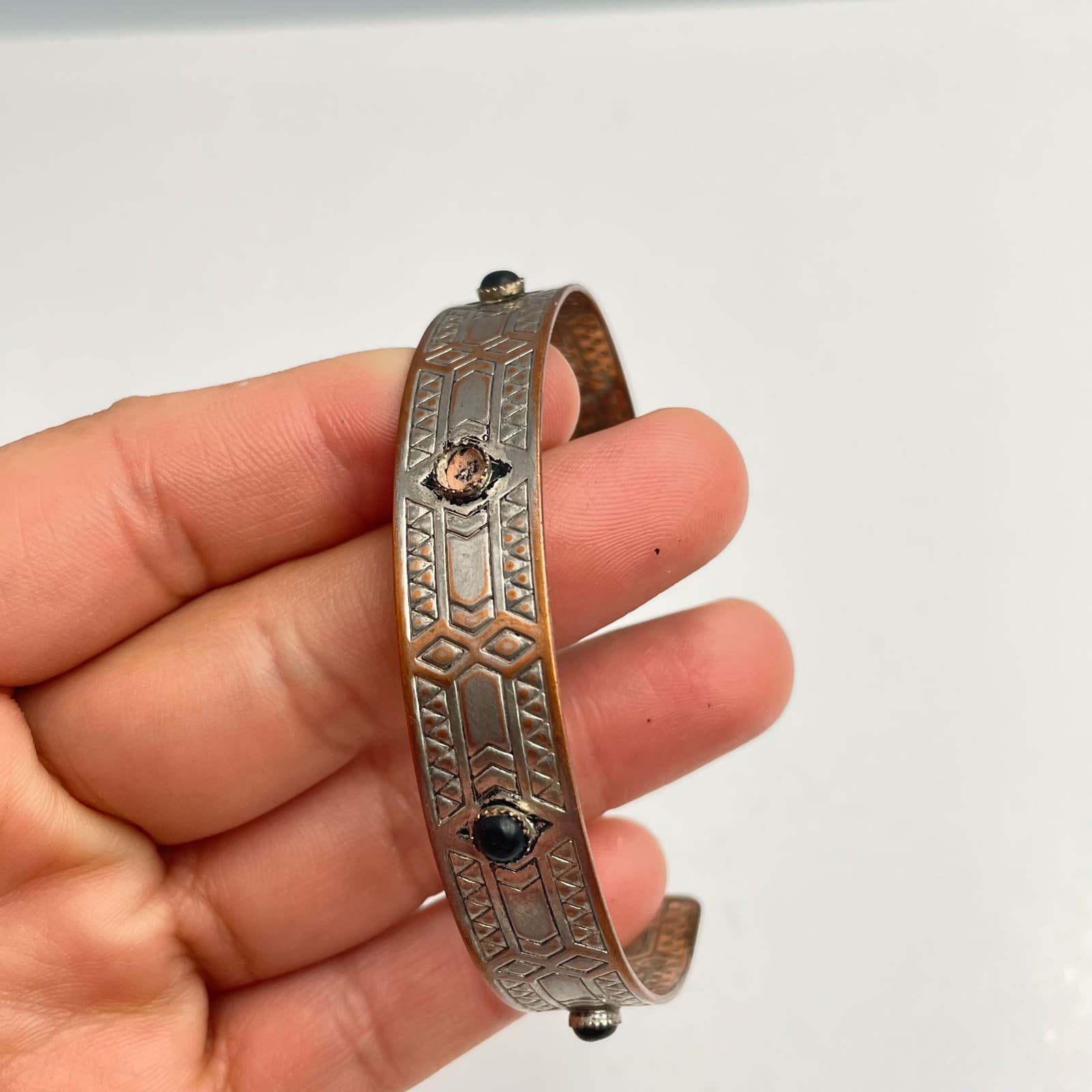 Vintage 80s Metal Cuff Bracelet Black Glass Art Deco Classic Fashion Jewelry - Thumbnail 3