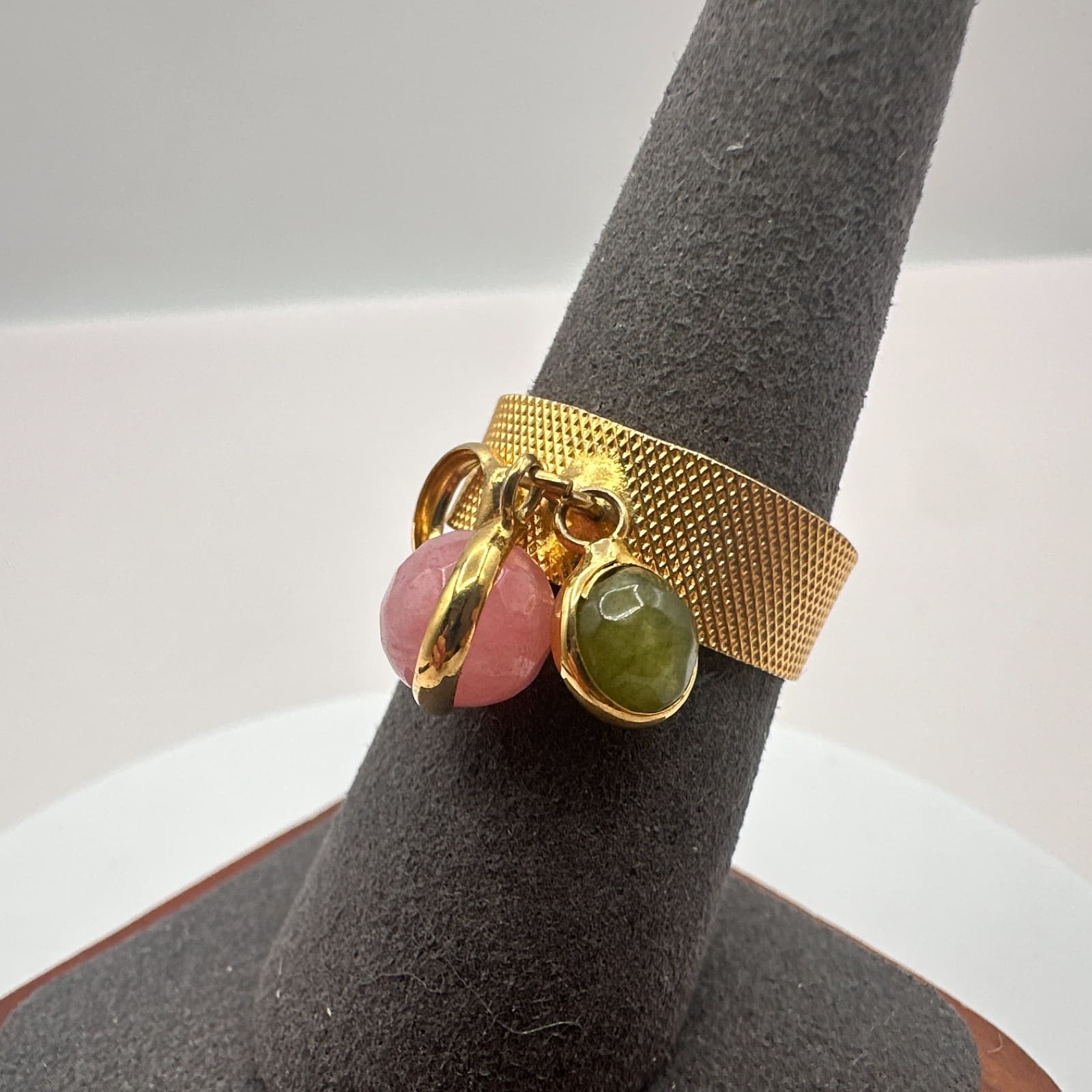 Vintage Y2K Gold Tone Stone Charm Mesh Band Ring Women's Classic Fashion Jewelry - Thumbnail 2