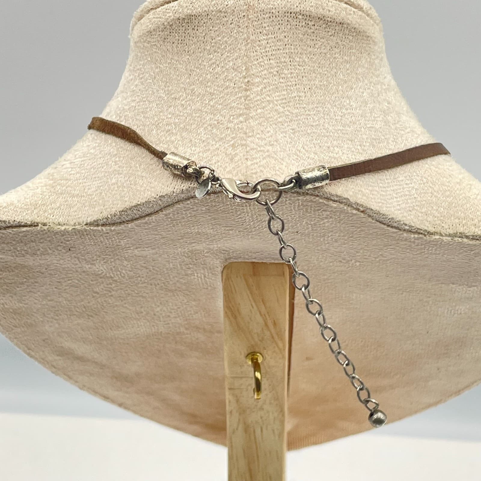 Vintage 90s Green Agate Glass Stone Brown Leather Cord Pendant Necklace Boho - Thumbnail 7