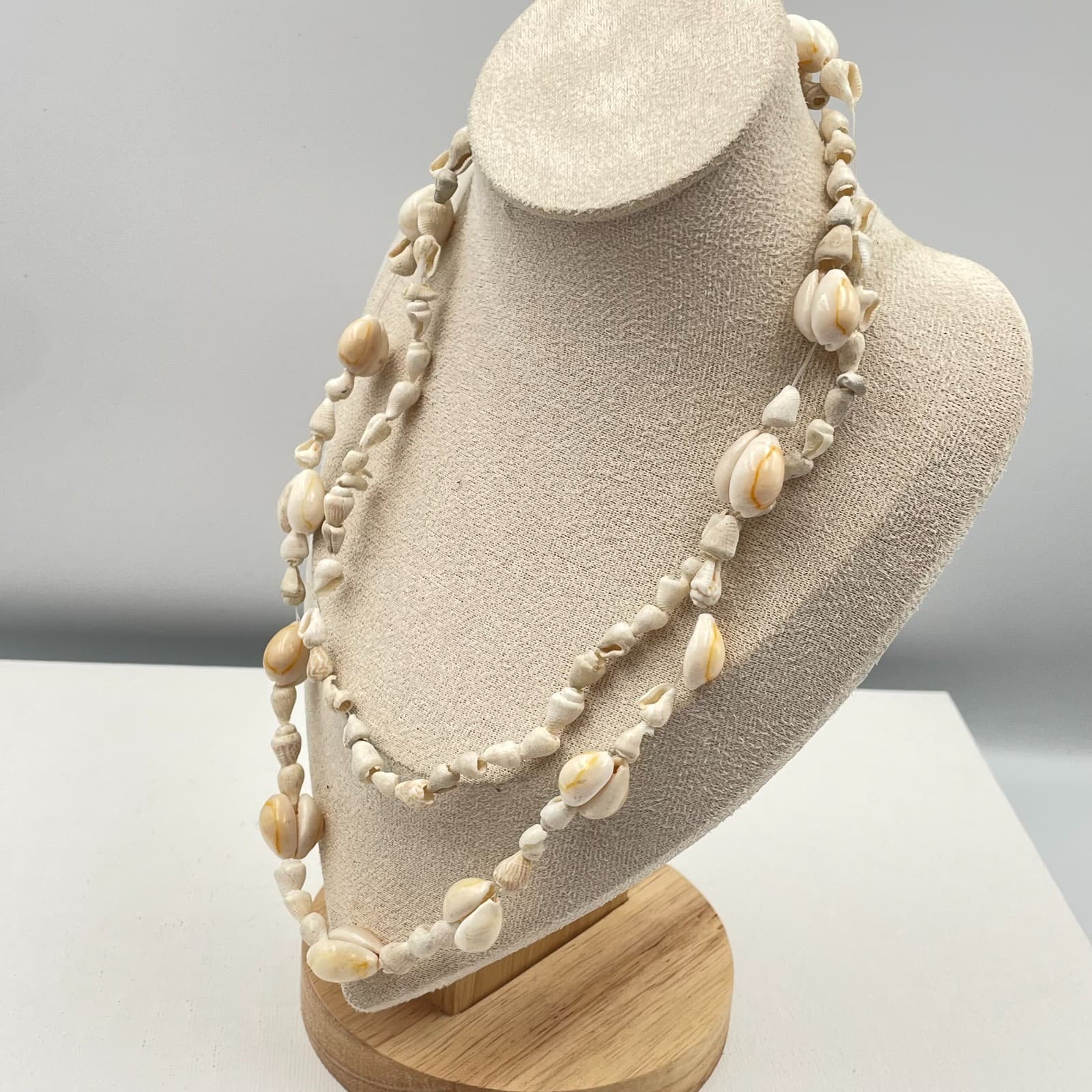 Vintage 80s Cream Cowrie Shell Necklace Boho Beach Long Layered Natural Jewelry - Thumbnail 5