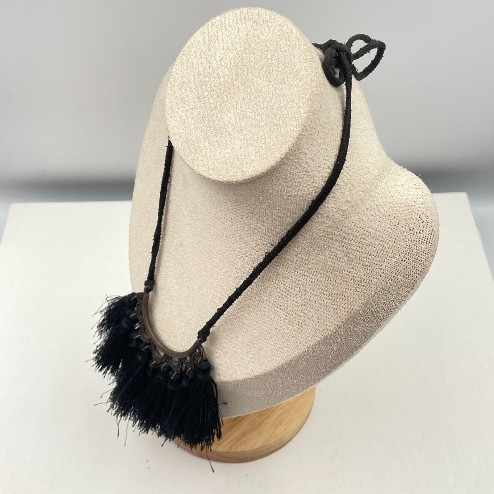 Vintage 90s Black Tassel Bib Necklace Copper Tone Statement Fringe Cord Boho - Thumbnail 6