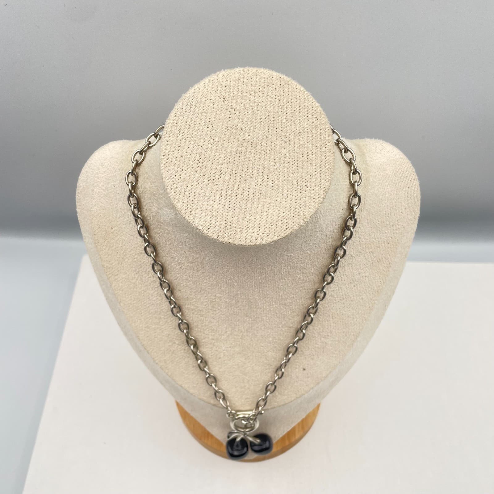 Vintage 90s Silver Tone Black Glass Cherry Pendant Necklace Toggle Chain Retro - Thumbnail 2