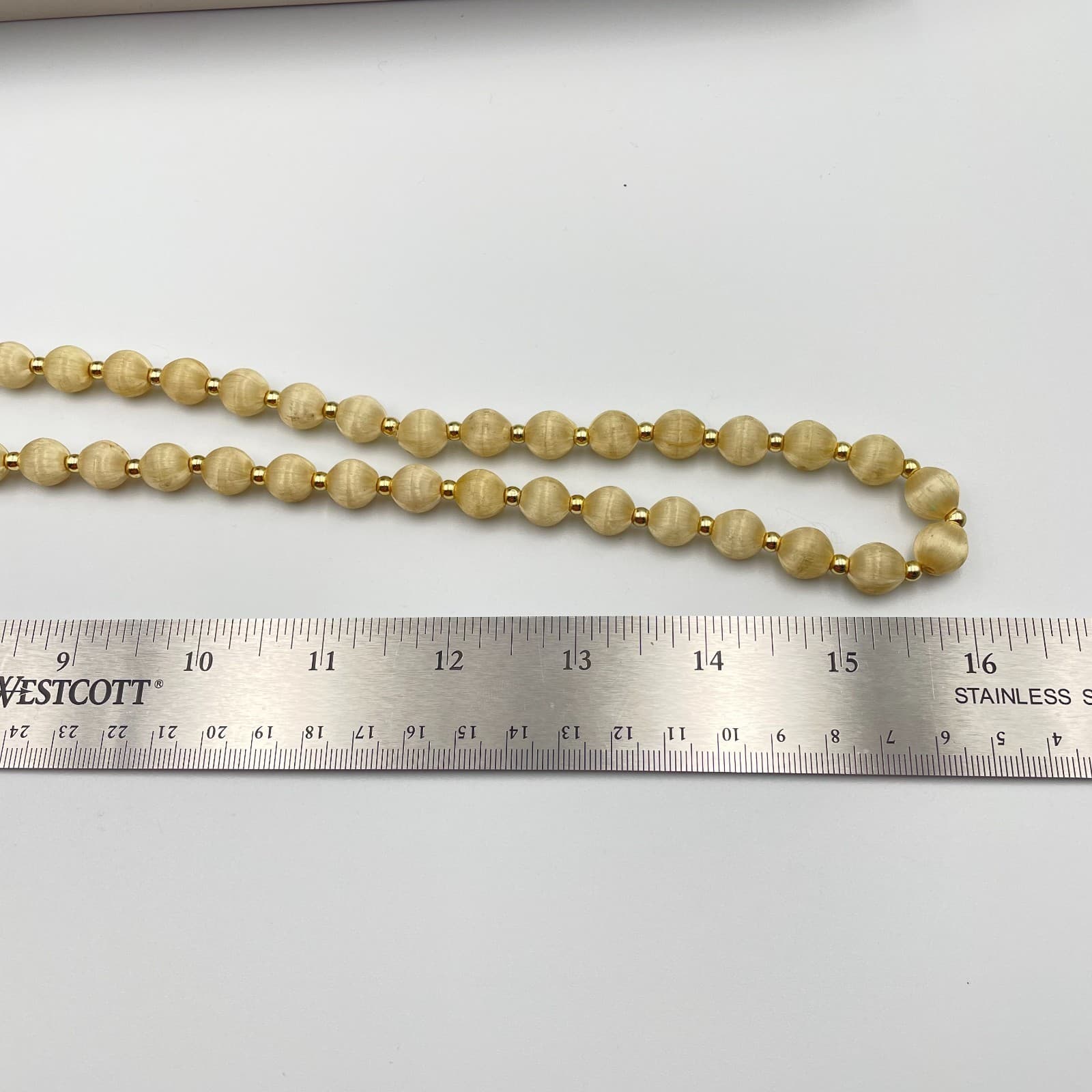 Vintage 80s Cream Silk Thread Wrap Bead Necklace Gold Tone Accent Boho Jewelry - Thumbnail 9