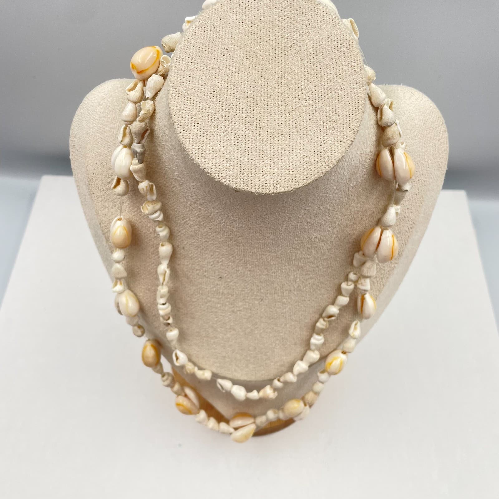 Vintage 80s Cream Cowrie Shell Necklace Boho Beach Long Layered Natural Jewelry - Thumbnail 2