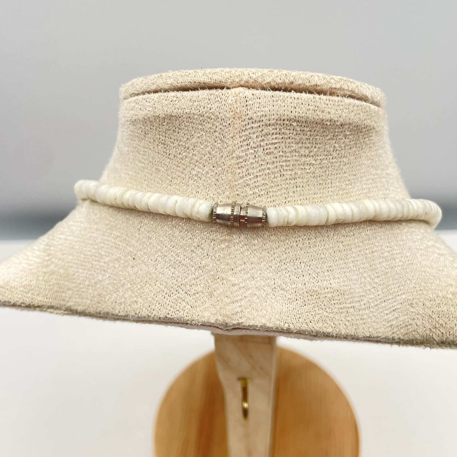 Vintage 90s White Shell Heishe Bead Necklace Boho Women's Fashion Jewelry - Thumbnail 6