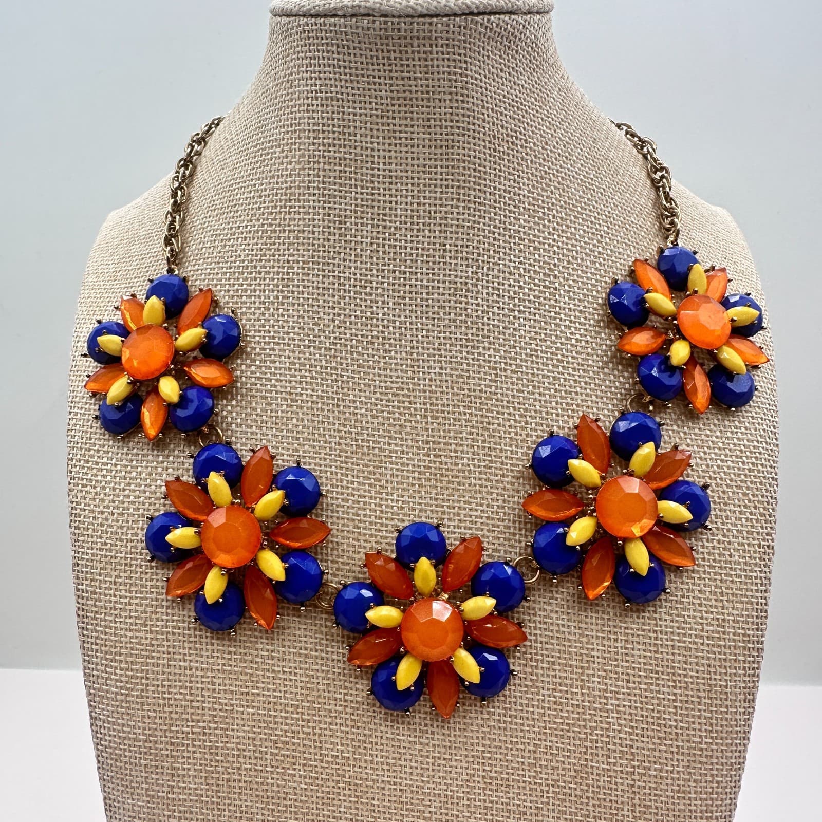 Vintage Y2K Gold Tone Glass Stone Floral Bib Statement Necklace Women's Jewelry - Thumbnail 5