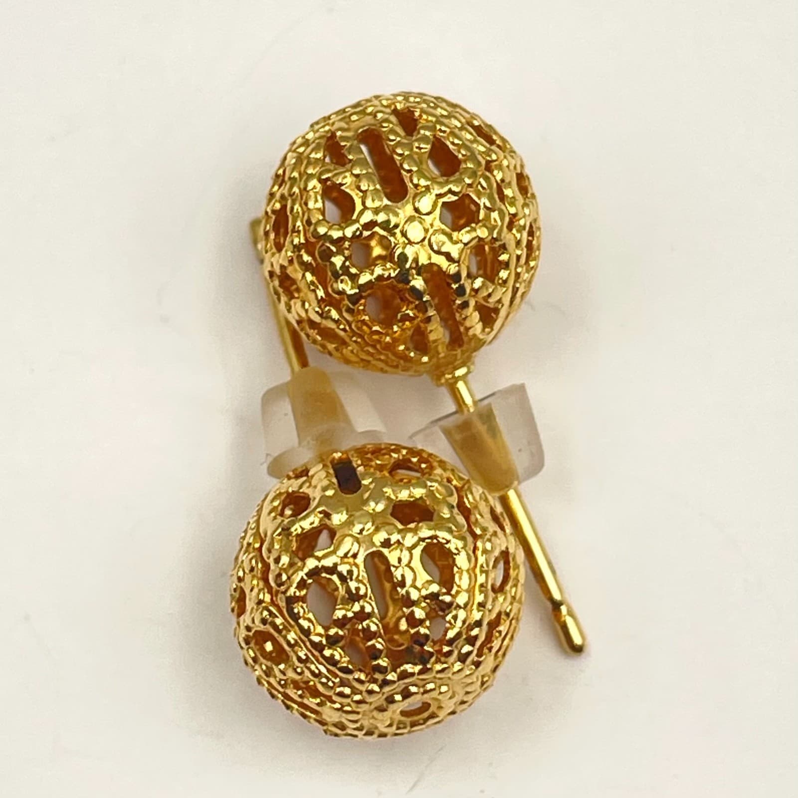 Vintage 80s Gold Tone Filigree Orb Stud Earrings Boho Geometric Fashion Jewelry - Thumbnail 4