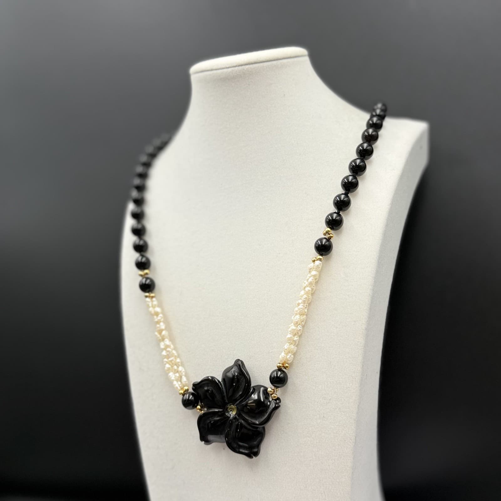 Vintage Black Resin Flower Necklace w/ Pearl Bead Strands Elegant Chic - Thumbnail 3