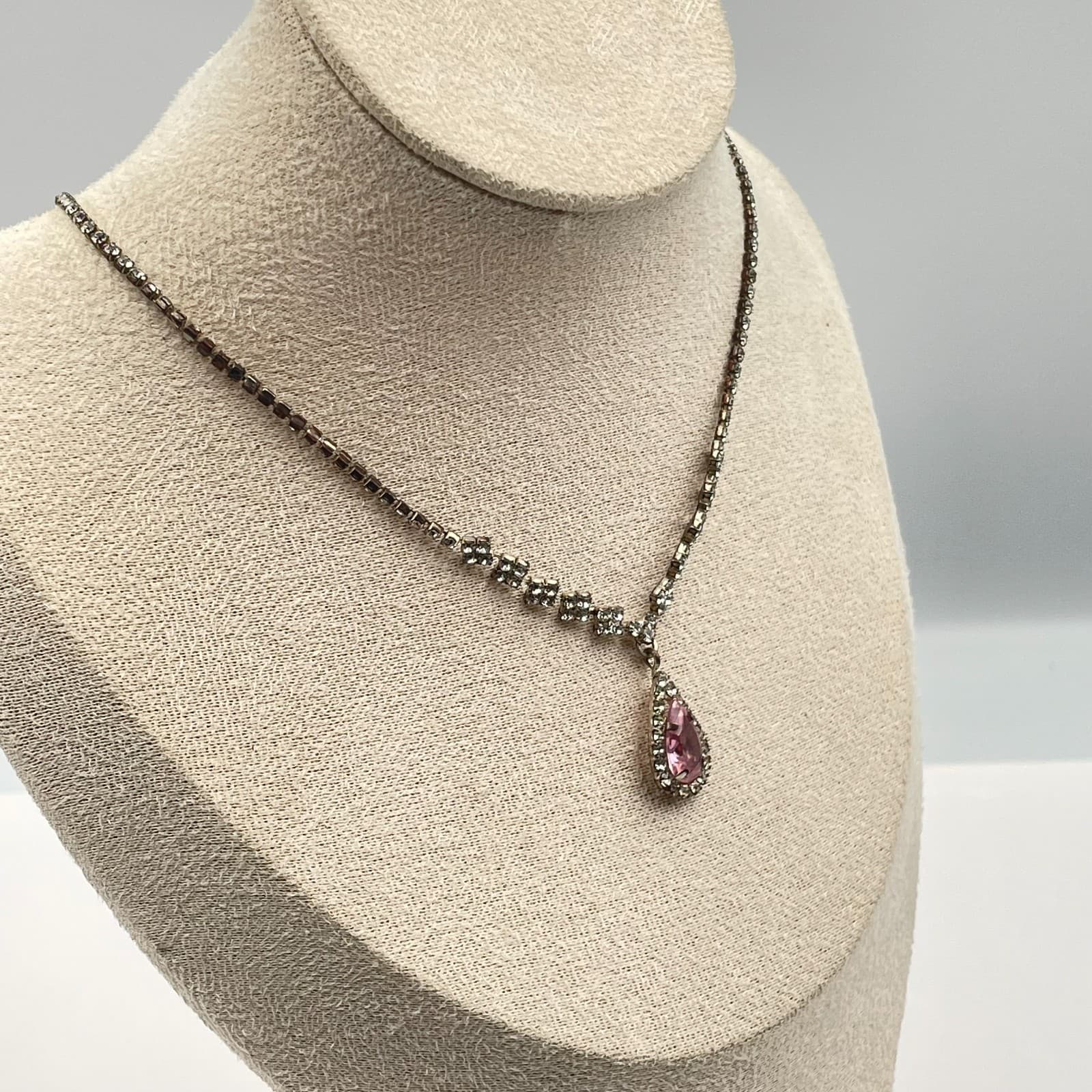 Vintage 90s SilverTone Pink Pear Glass Pendant Necklace Rhinestone Chain Jewelry - Thumbnail 5