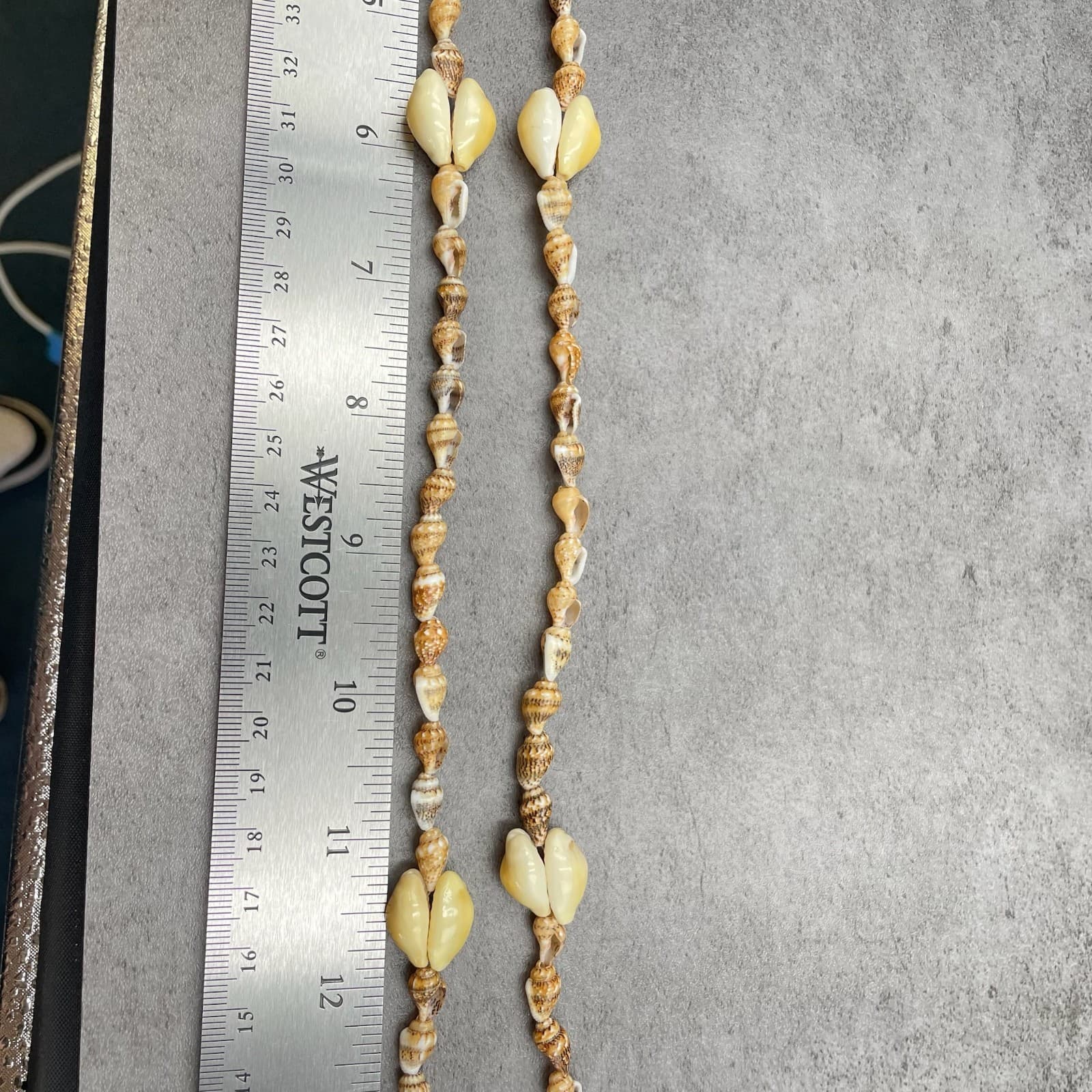 Contemporary White Cord Cerith Cowrie Natural Sea Shell Beaded Pendant Necklace - Thumbnail 12