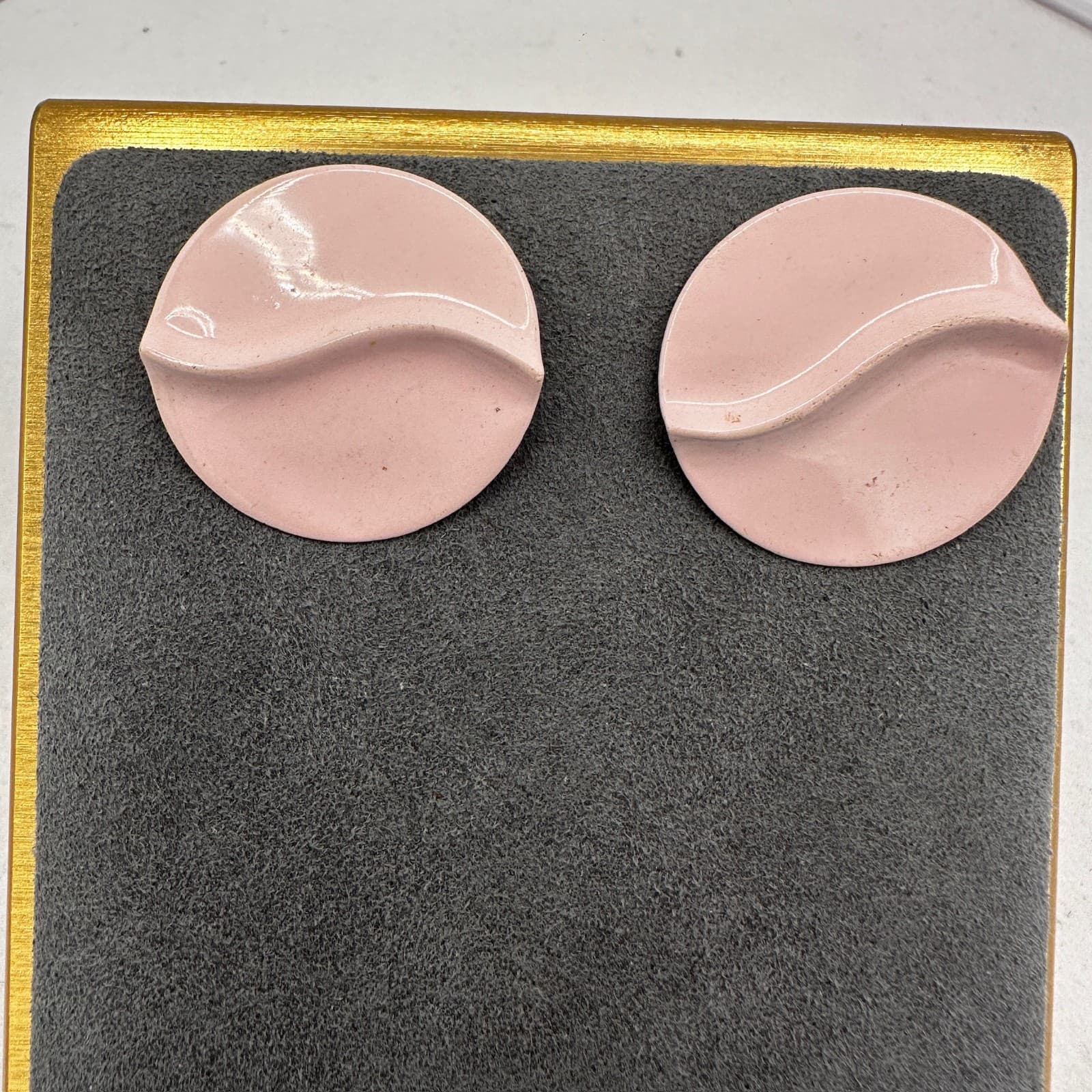 Vintage Pink Round Mod Stud Earrings Retro Swirl 80s Statement - Thumbnail 2