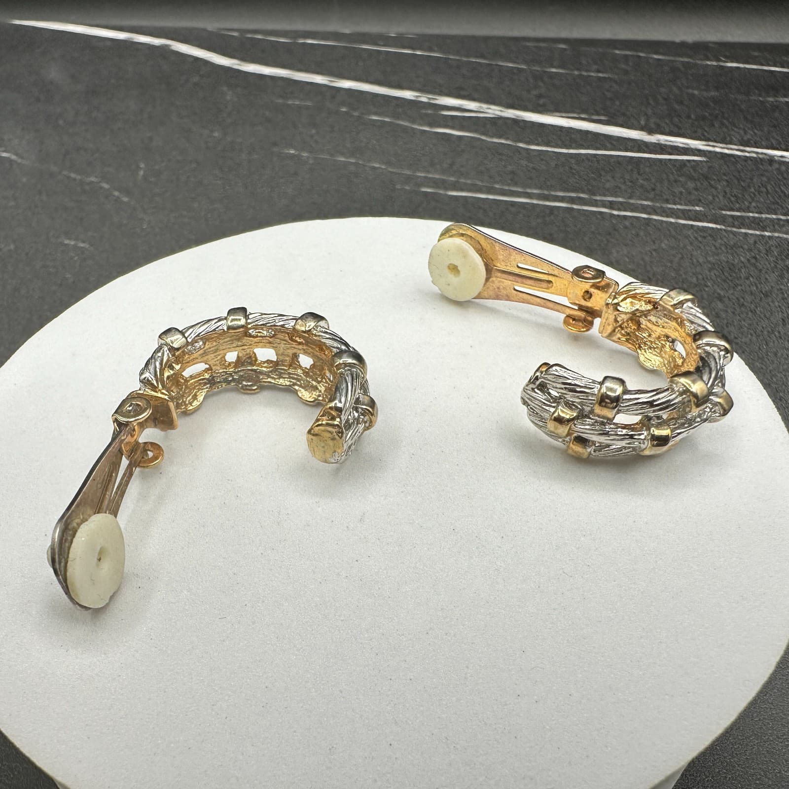 Vintage Two-Tone Gold And Silver Braided Woven Clip-On Hoop Earrings Fashionable - Thumbnail 8