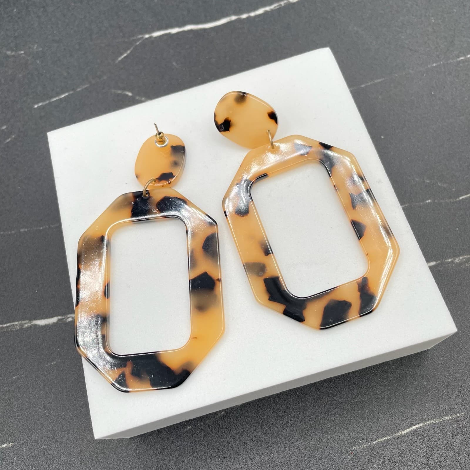 Vintage Classic Tortoiseshell Hexagon Chunky Hoop Dangle Push Back Earrings - Image 1