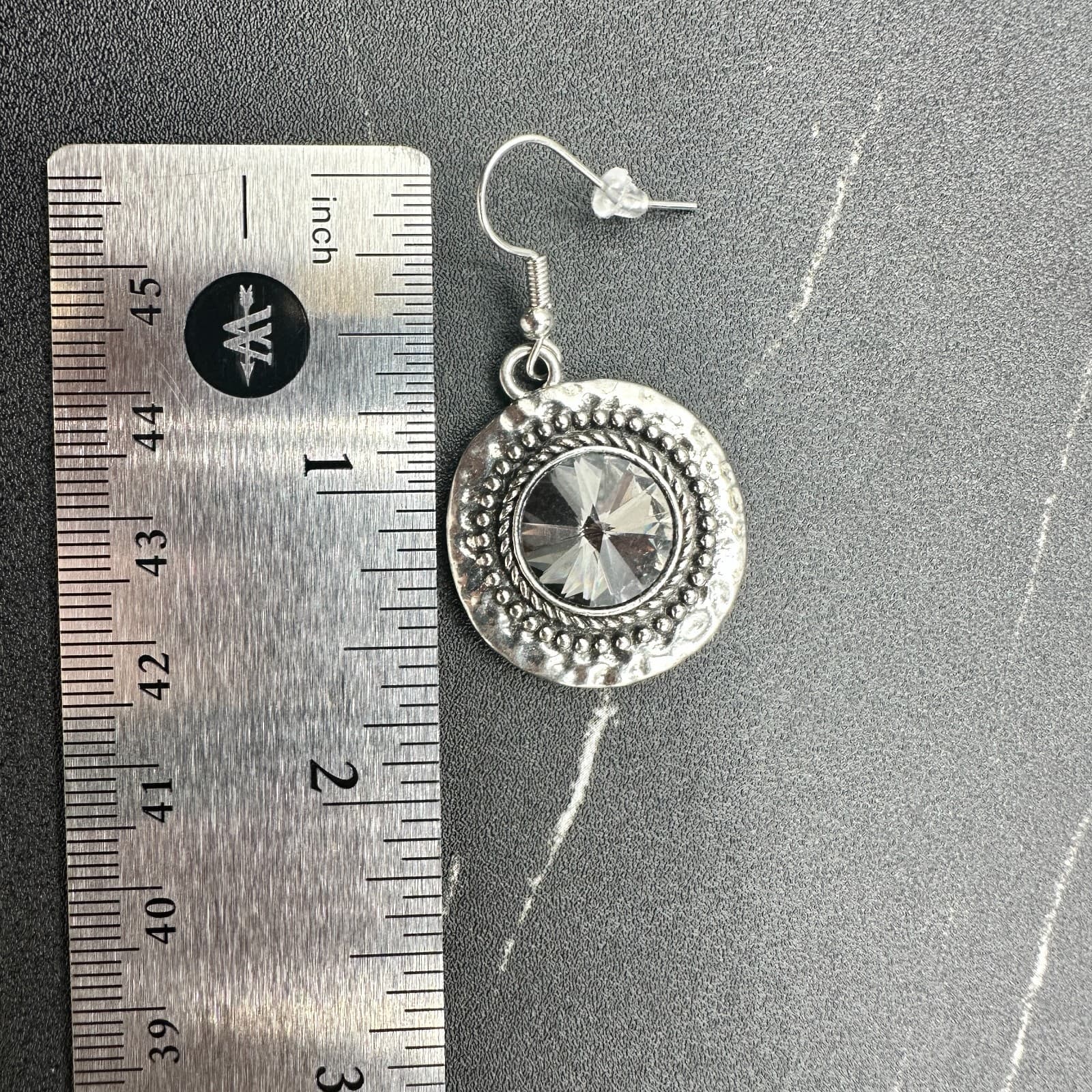 Vintage Silver-Tone Hammered Dangle Earrings With A Large Faceted Womens Jewelry - Thumbnail 10