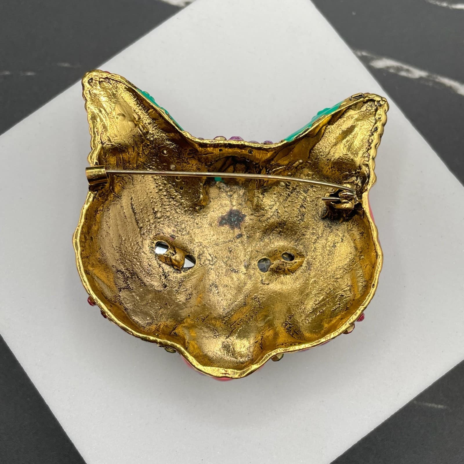 Contemporary Multi-Color Classic Enamel Rhinestone Baroque Cat Face Brooch Pin - Thumbnail 2