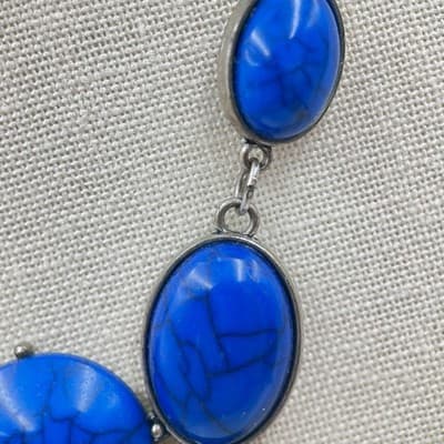 Vintage Bold Blue Statement Necklace – Faux Turquoise Cabochons on Gunmetal - Thumbnail 9