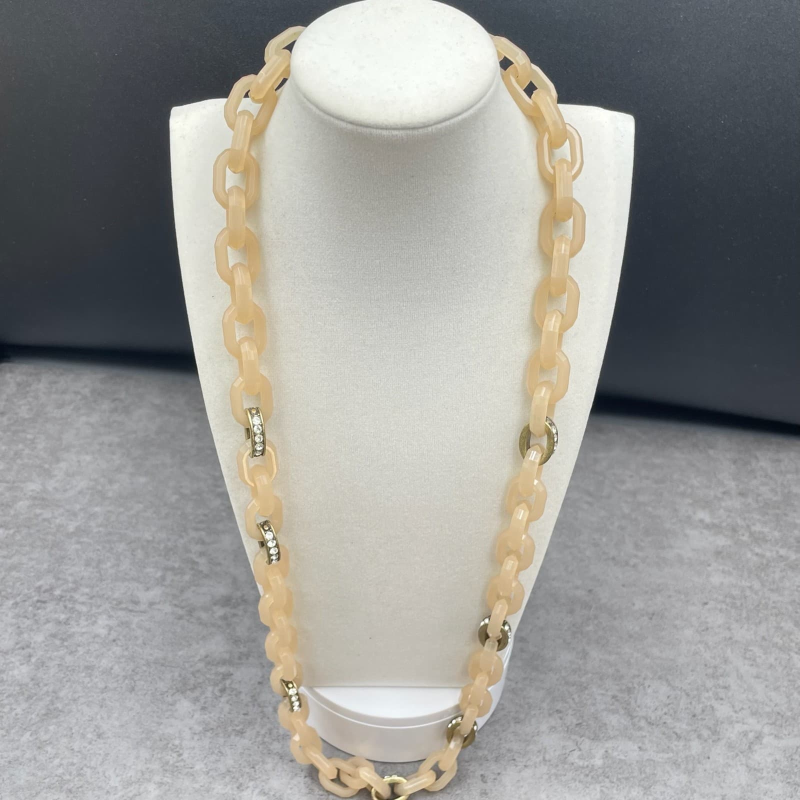 Nude Tone Rhinestone Embellished Faceted Resin Chunky Link Statement Necklace - Thumbnail 2