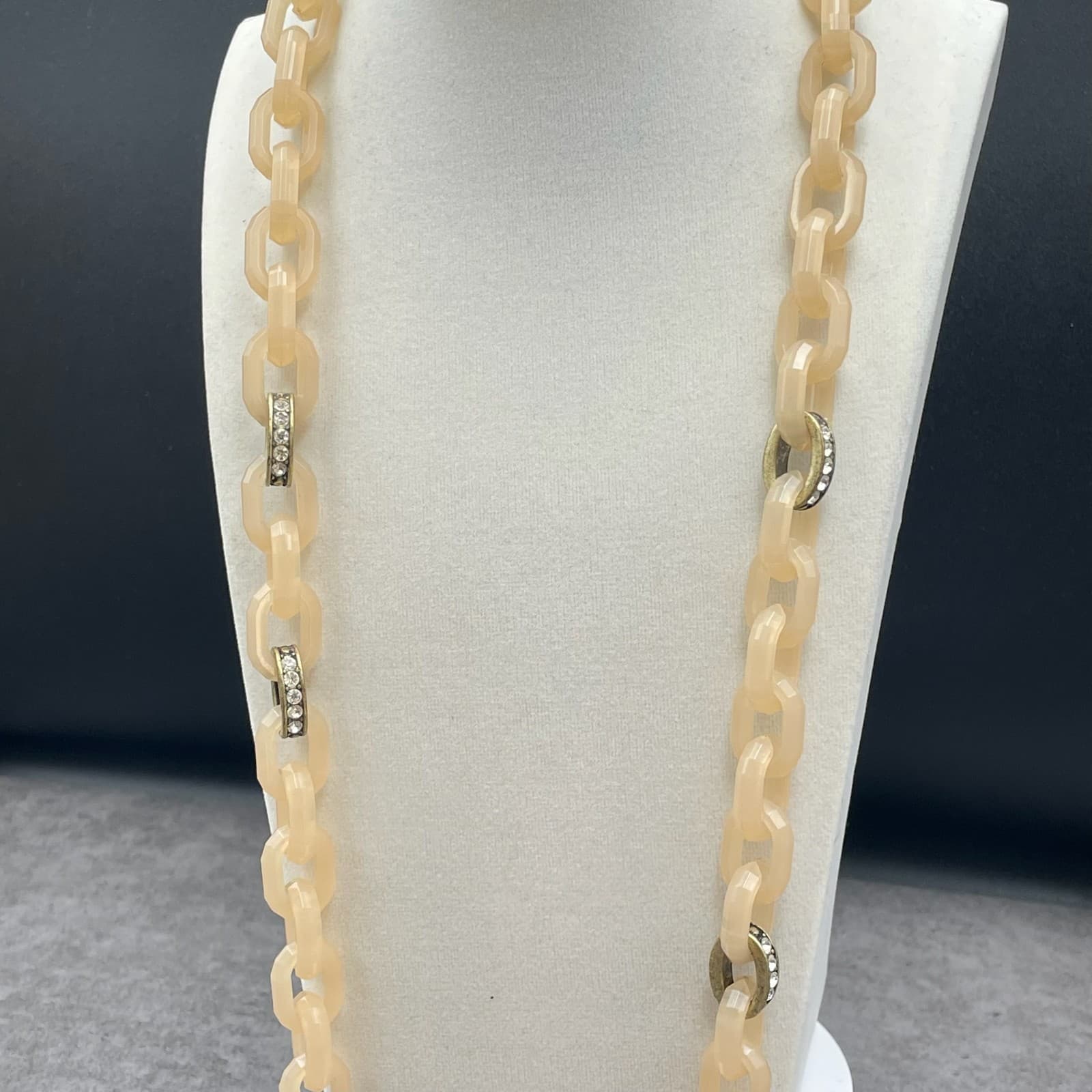 Nude Tone Rhinestone Embellished Faceted Resin Chunky Link Statement Necklace - Thumbnail 6