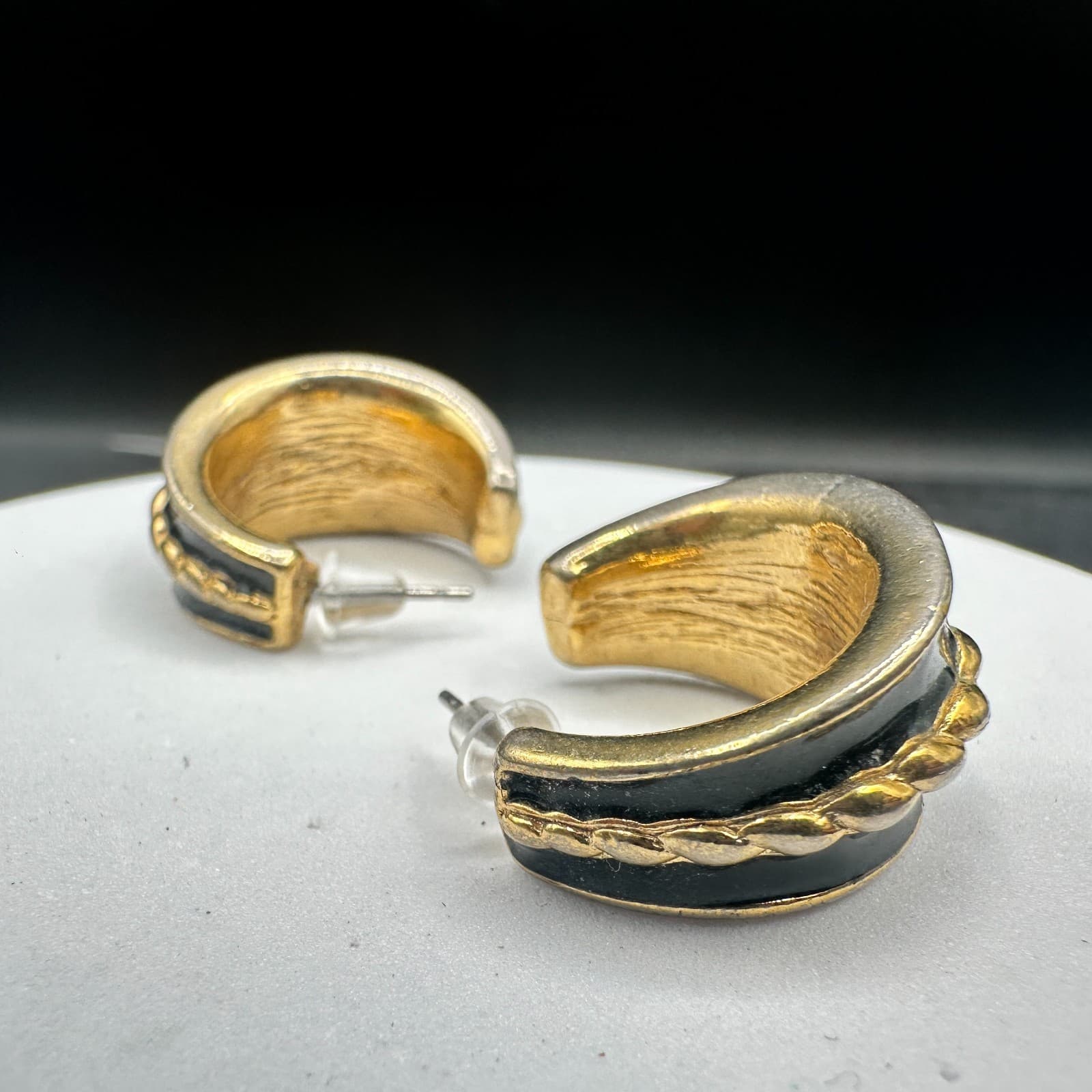 Vintage 90s Black Enamel Gold Tone Chunky Hoop Earrings Braided Rope Mesh - Thumbnail 3