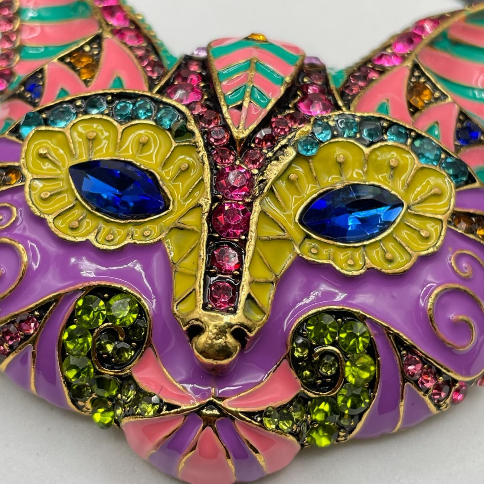 Contemporary Multi-Color Classic Enamel Rhinestone Baroque Cat Face Brooch Pin - Thumbnail 6
