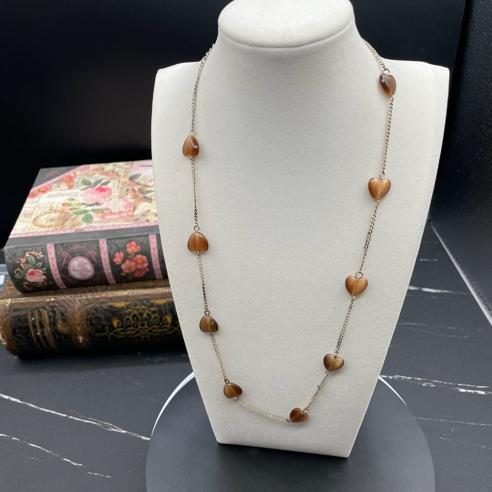 Vintage Silver-Tone Curb Chain Amber Lucite Hearts Statement Station Necklace - Thumbnail 2