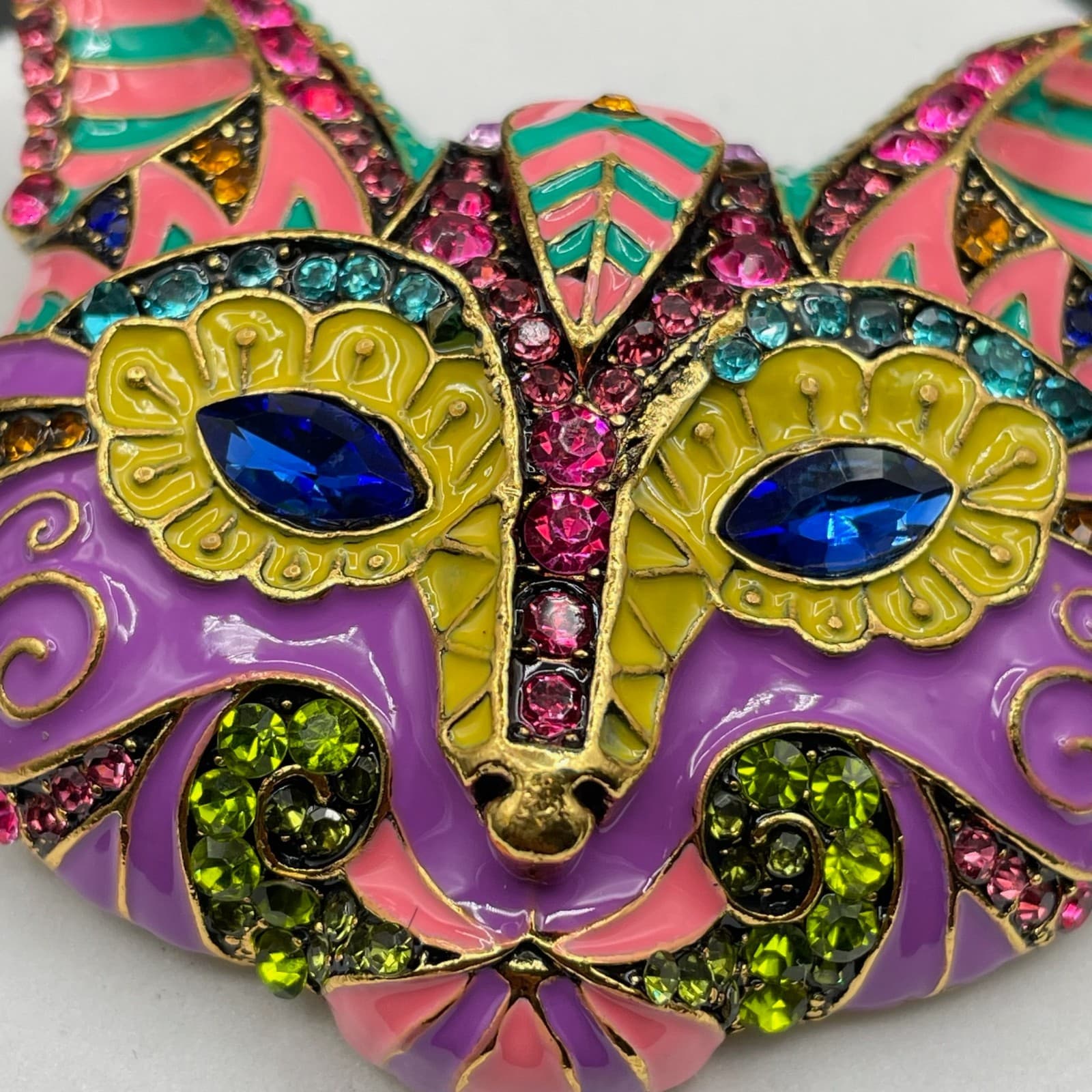 Contemporary Multi-Color Classic Enamel Rhinestone Baroque Cat Face Brooch Pin - Thumbnail 5