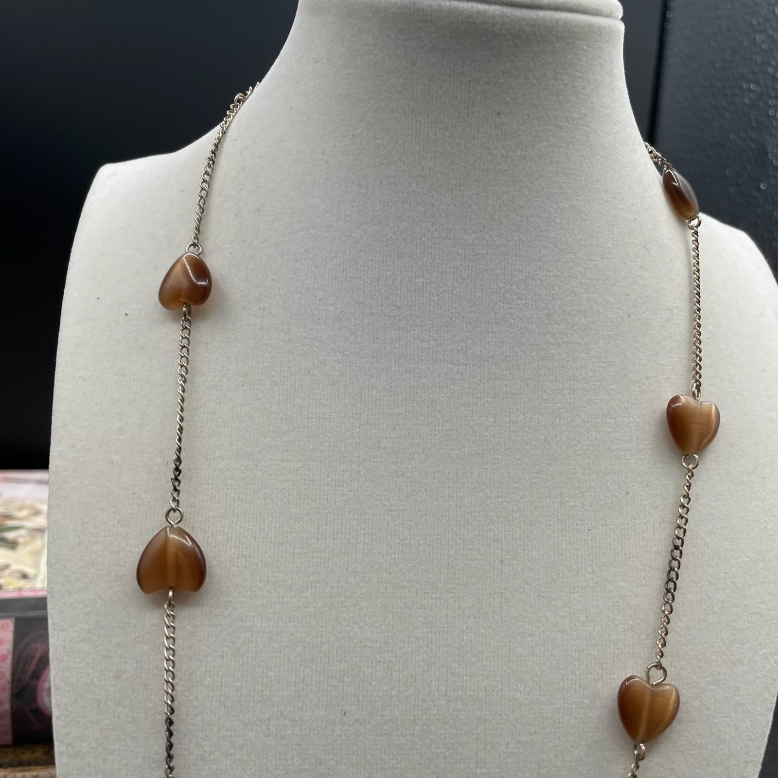 Vintage Silver-Tone Curb Chain Amber Lucite Hearts Statement Station Necklace - Thumbnail 3