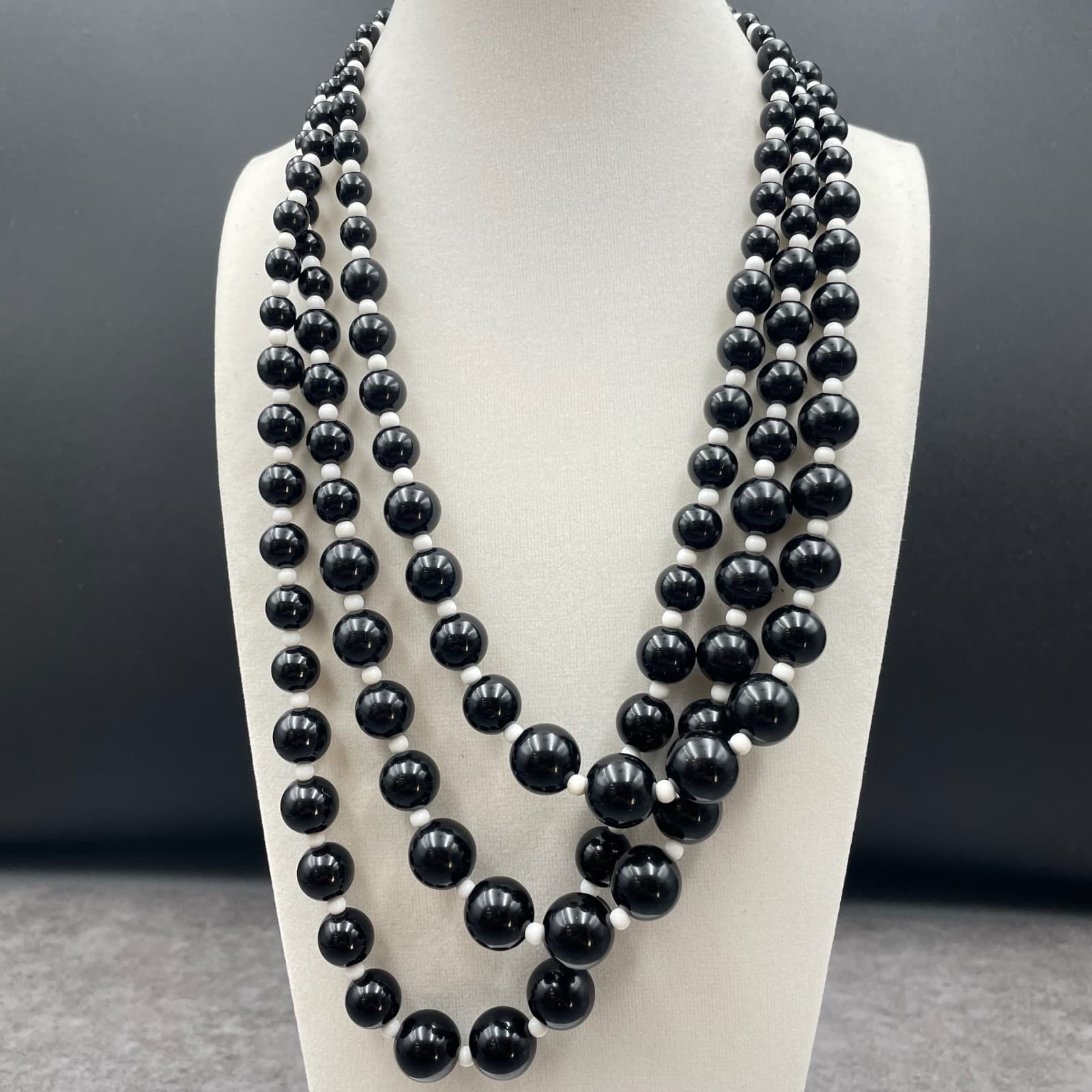 Classic Black White Adjustable Triple-Stranded Beaded Statement Lobster Necklace - Thumbnail 2