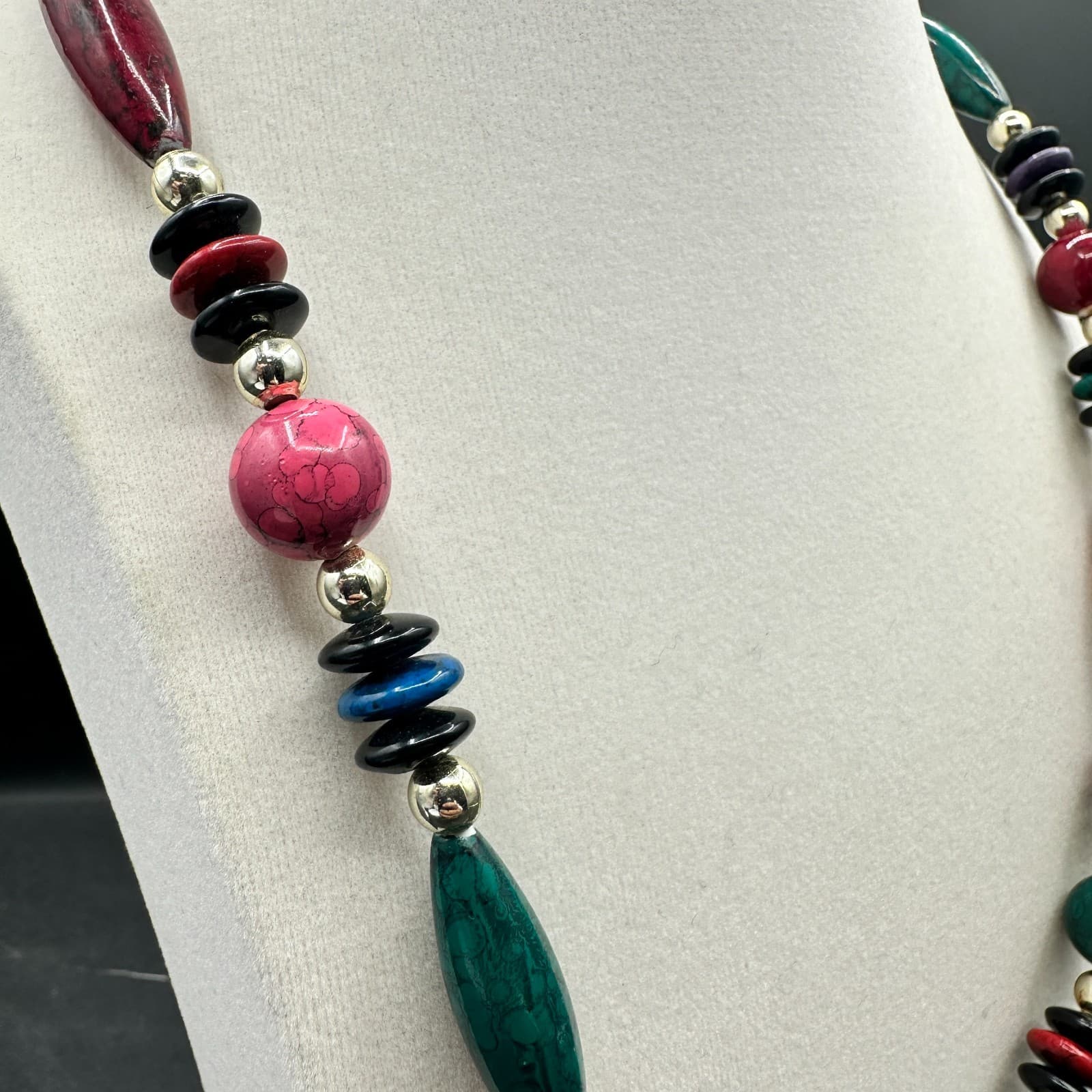 Vintage Multi-Color Statement Necklace Bead Gold Tone 80s Style Chunky 15 in - Thumbnail 6