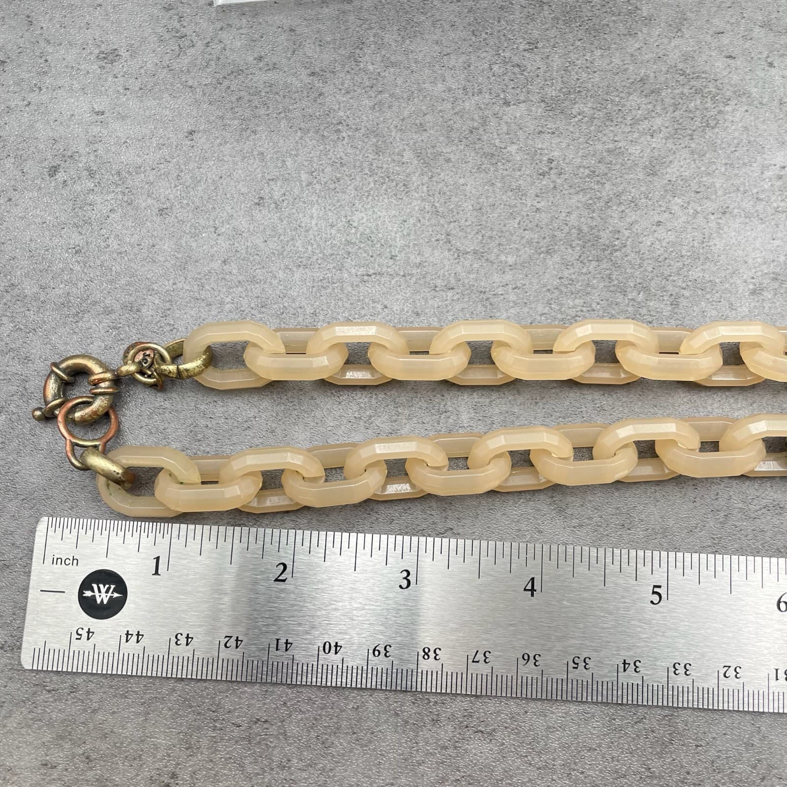 Nude Tone Rhinestone Embellished Faceted Resin Chunky Link Statement Necklace - Thumbnail 10