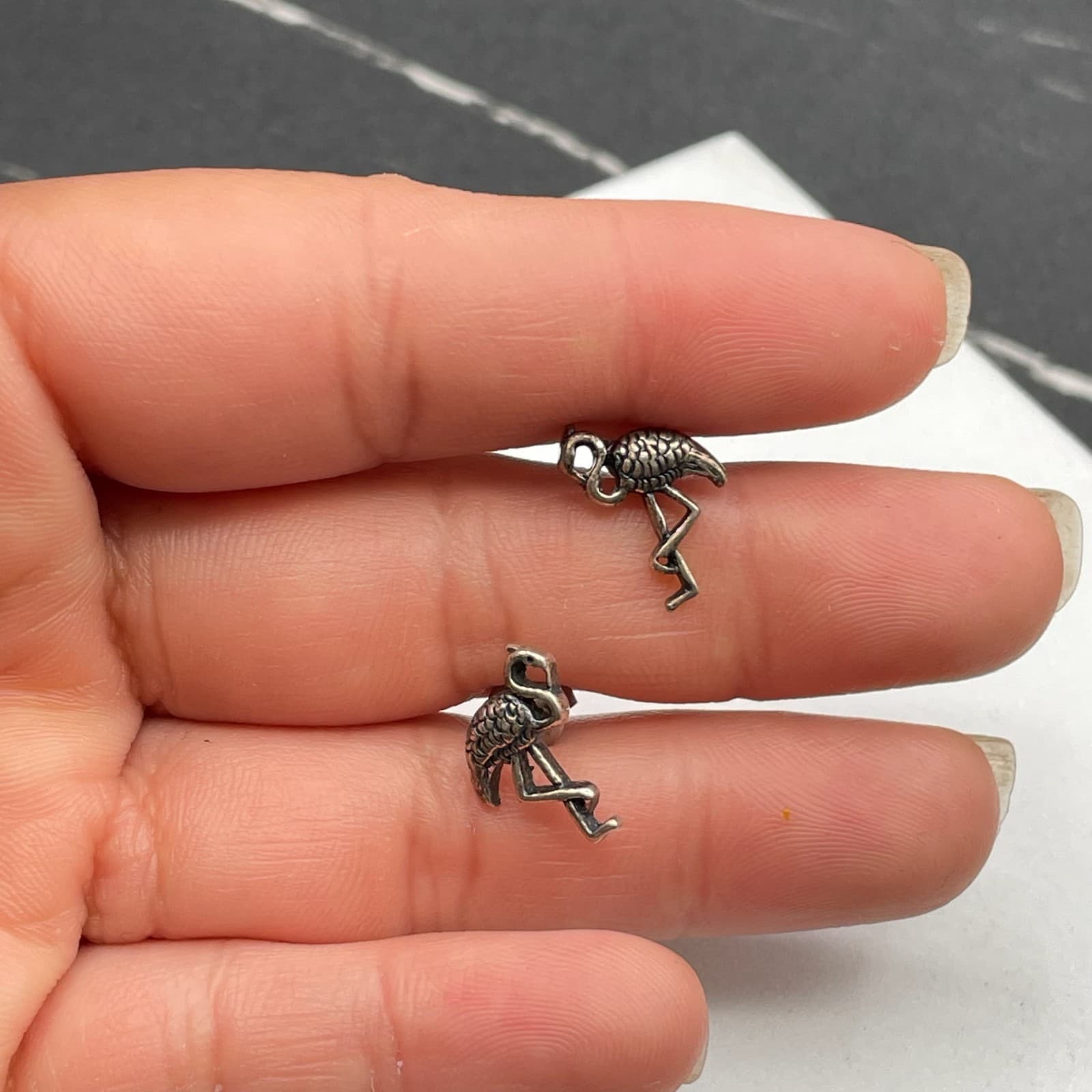 Vintage Silver-Tone Classic Fashion Textured Flamingo Butterfly Back Earrings - Thumbnail 7